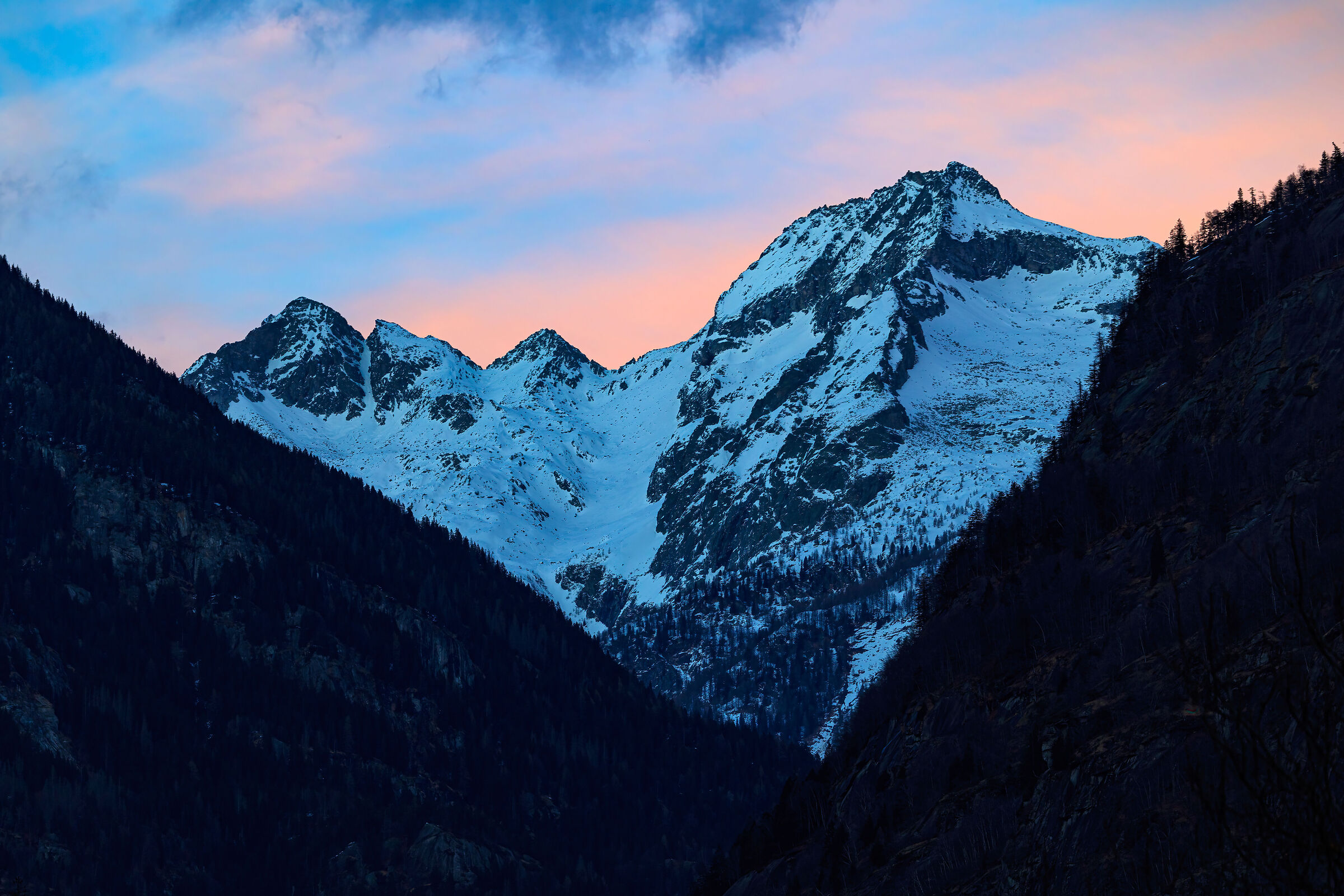 Pizzo della Medola (2957mt) and Pizzo Fiorera (2921mt)