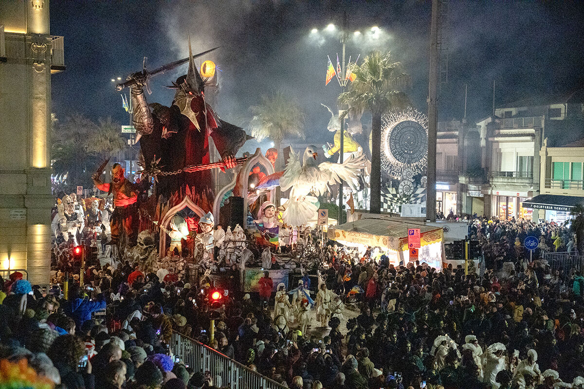 THE LAST CHILDHOOD HEROES