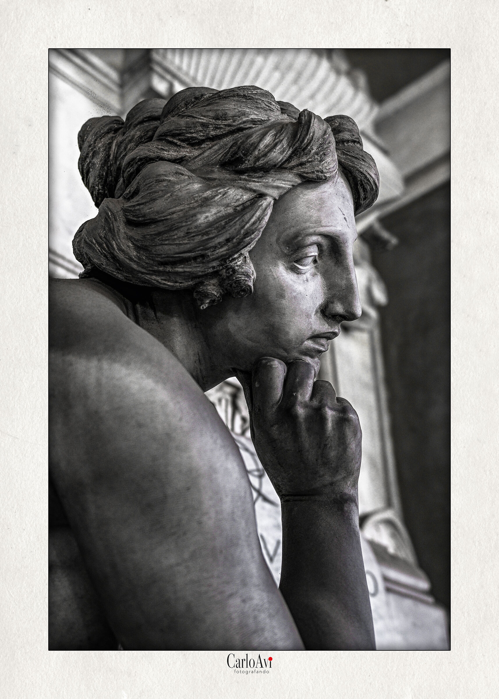 Tomba di Giovanni Fossati (1903), scultore V. Lavezzari