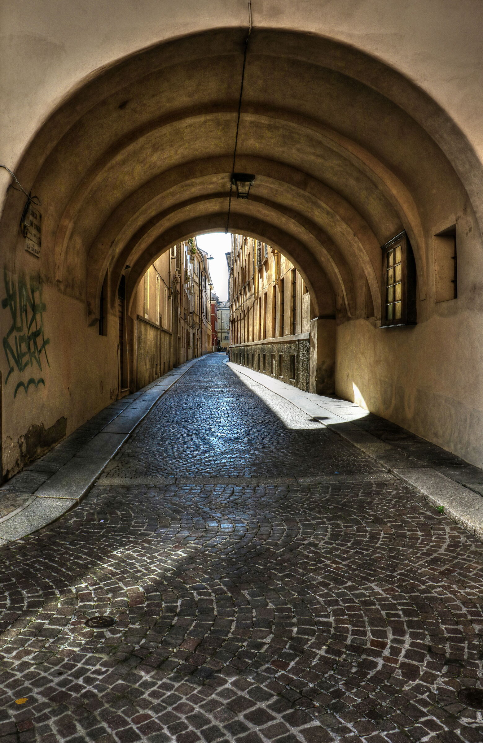 Borgo Bruno Longhi (Parma center)