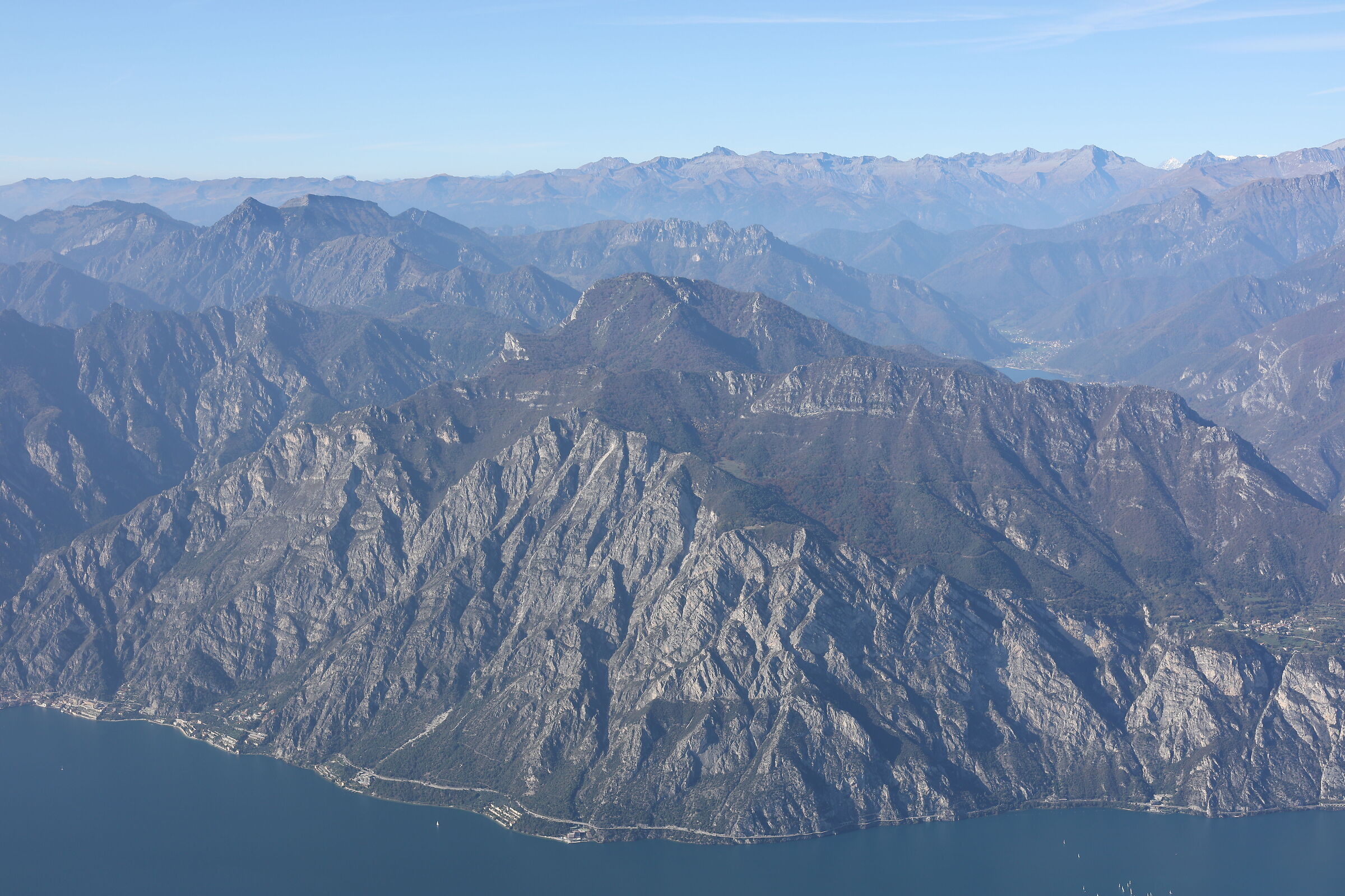 Vista dal Monte Altissimo sul Tremosine