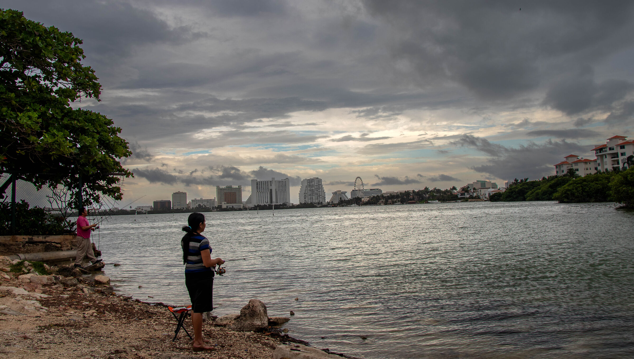 Pescatori nella laguna di Cancun
