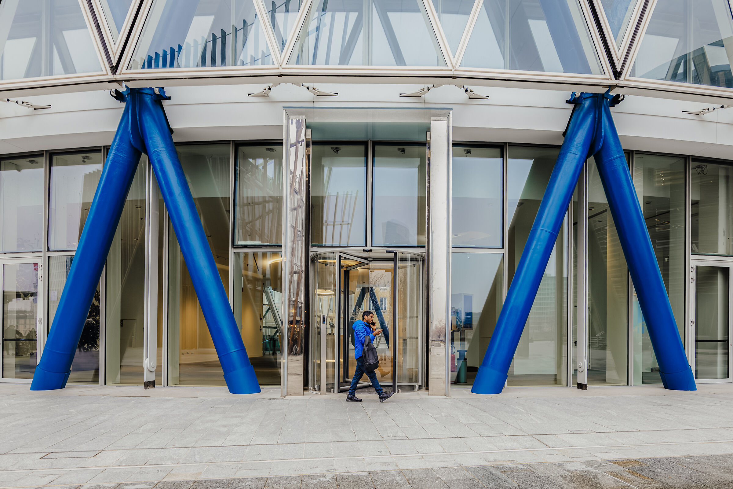 Symmetry in blue
