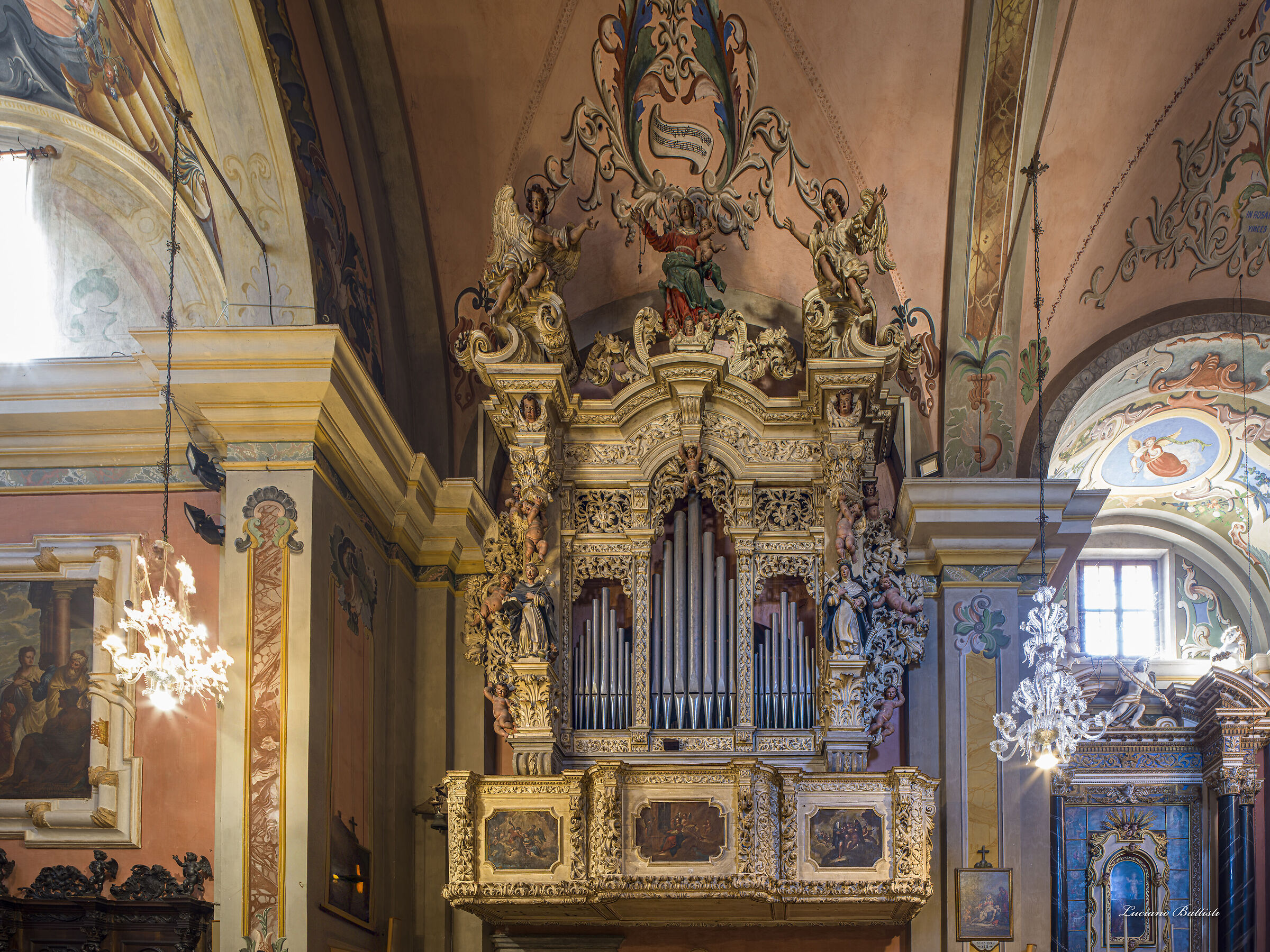 Organ inside the Church of San Giovanni Battist