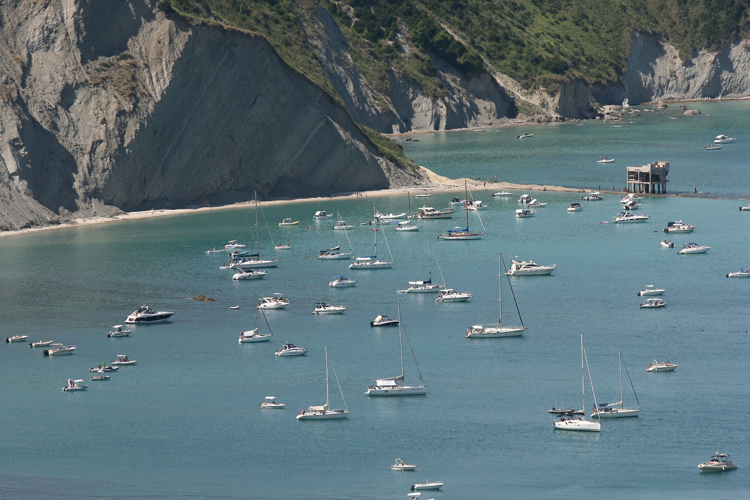 trave ancona