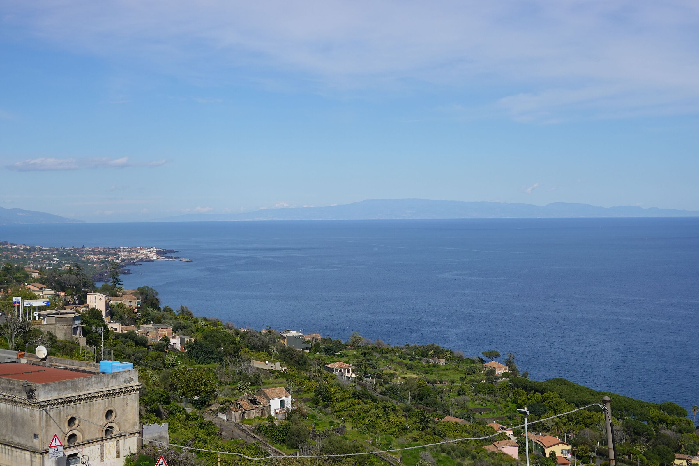 La Calabria vista da Acireale
