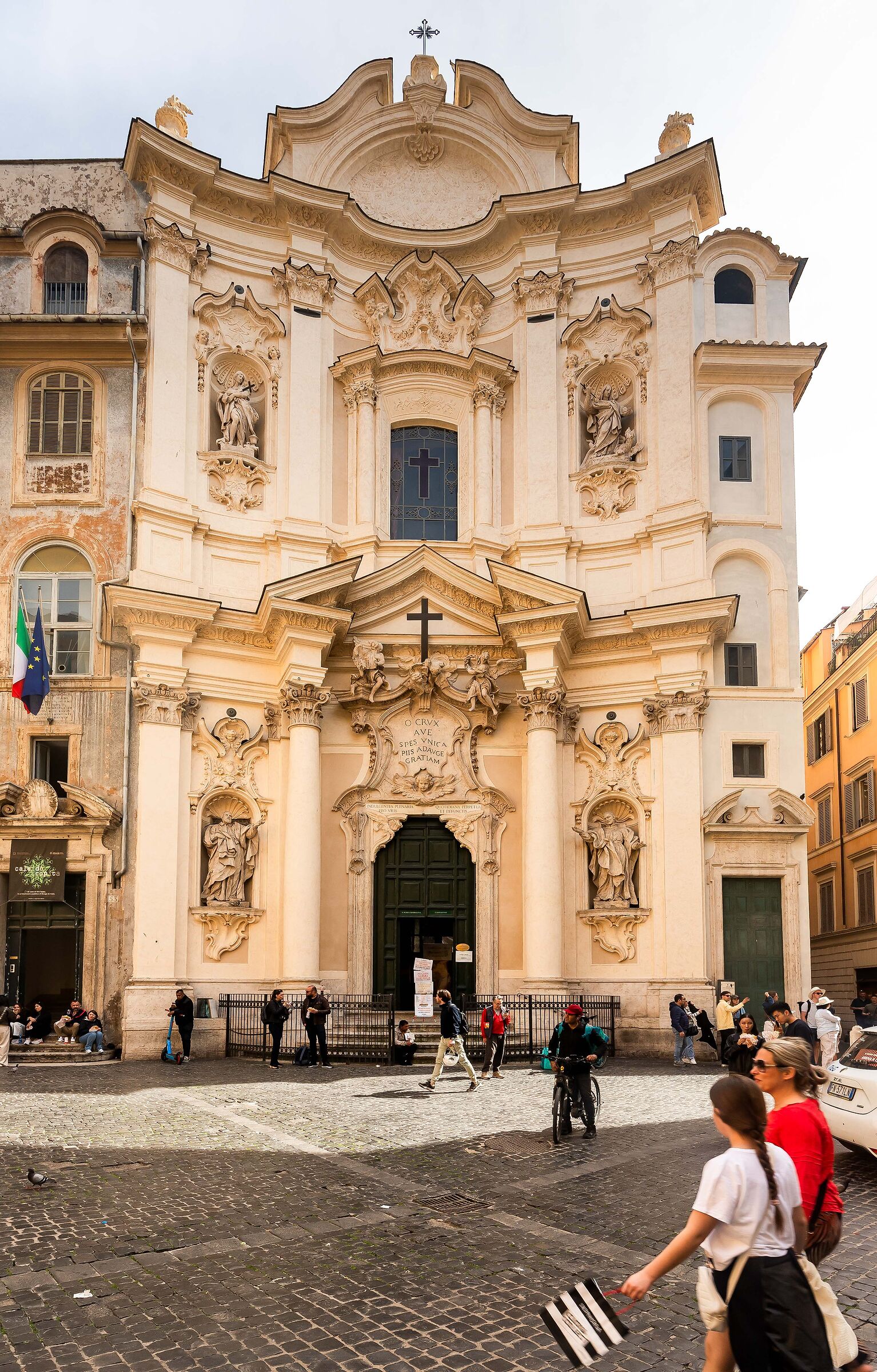 Church of Santa Maria Maddalena (ad. Pantheon).. (16 photos)