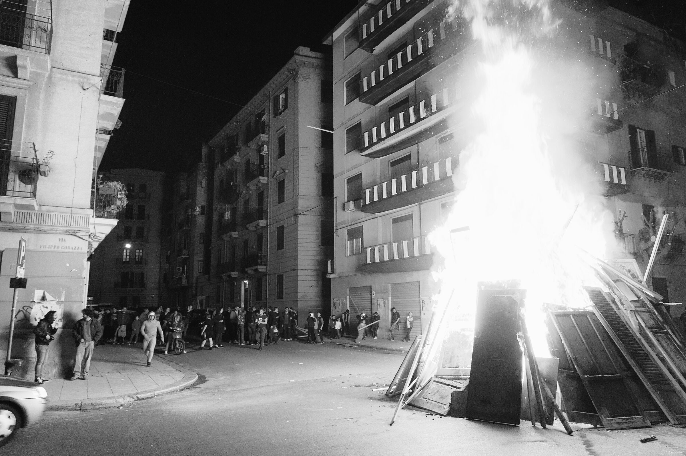 La Vampa di San Giuseppe 3 (The bonfire in the city)