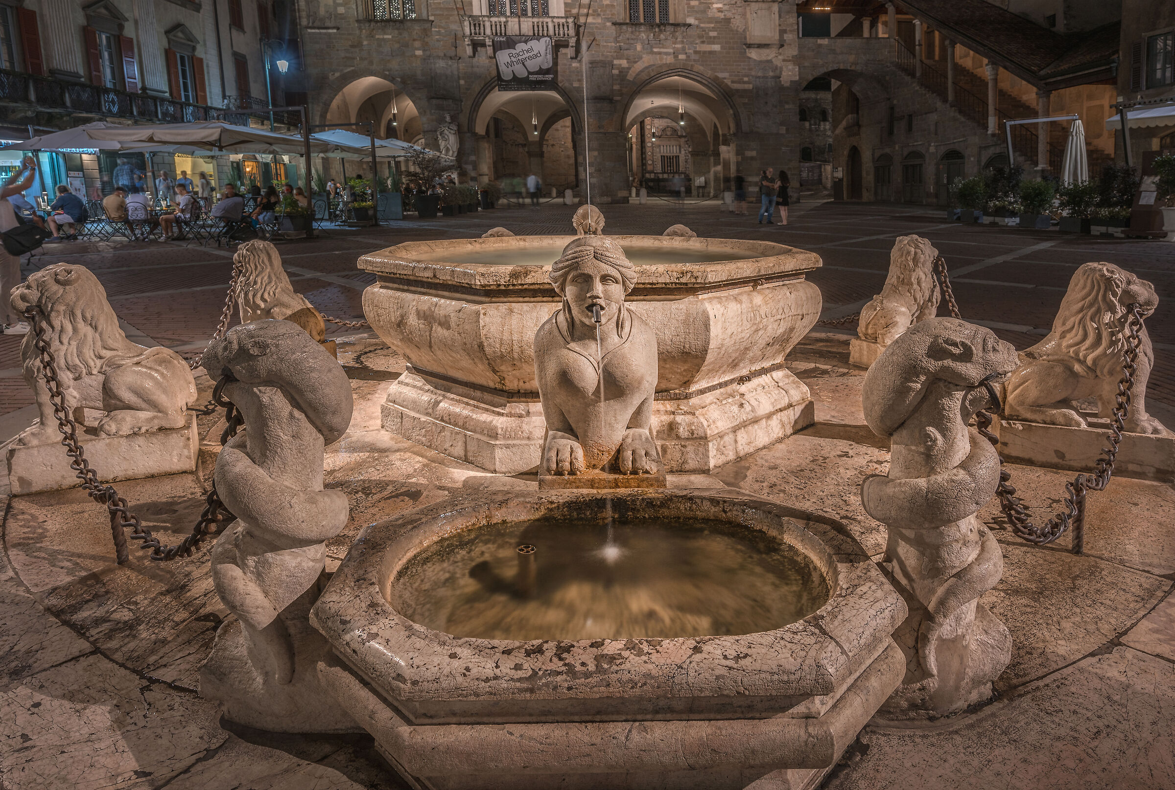 Bergamo Alta at night