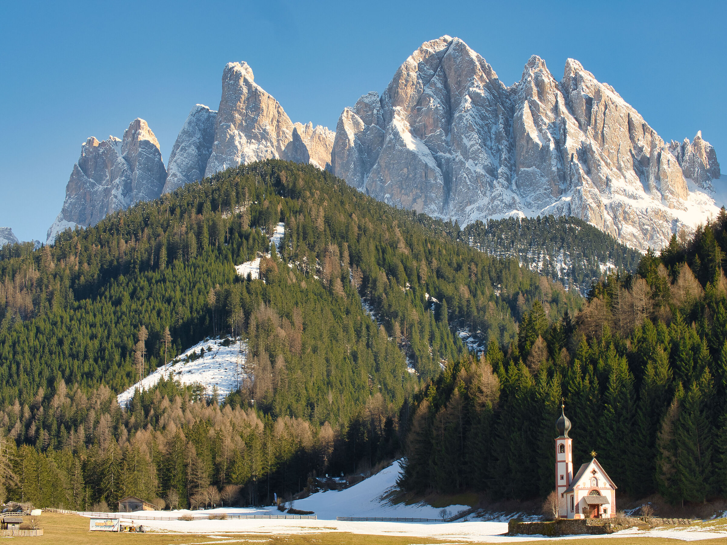 small church below the Odle
