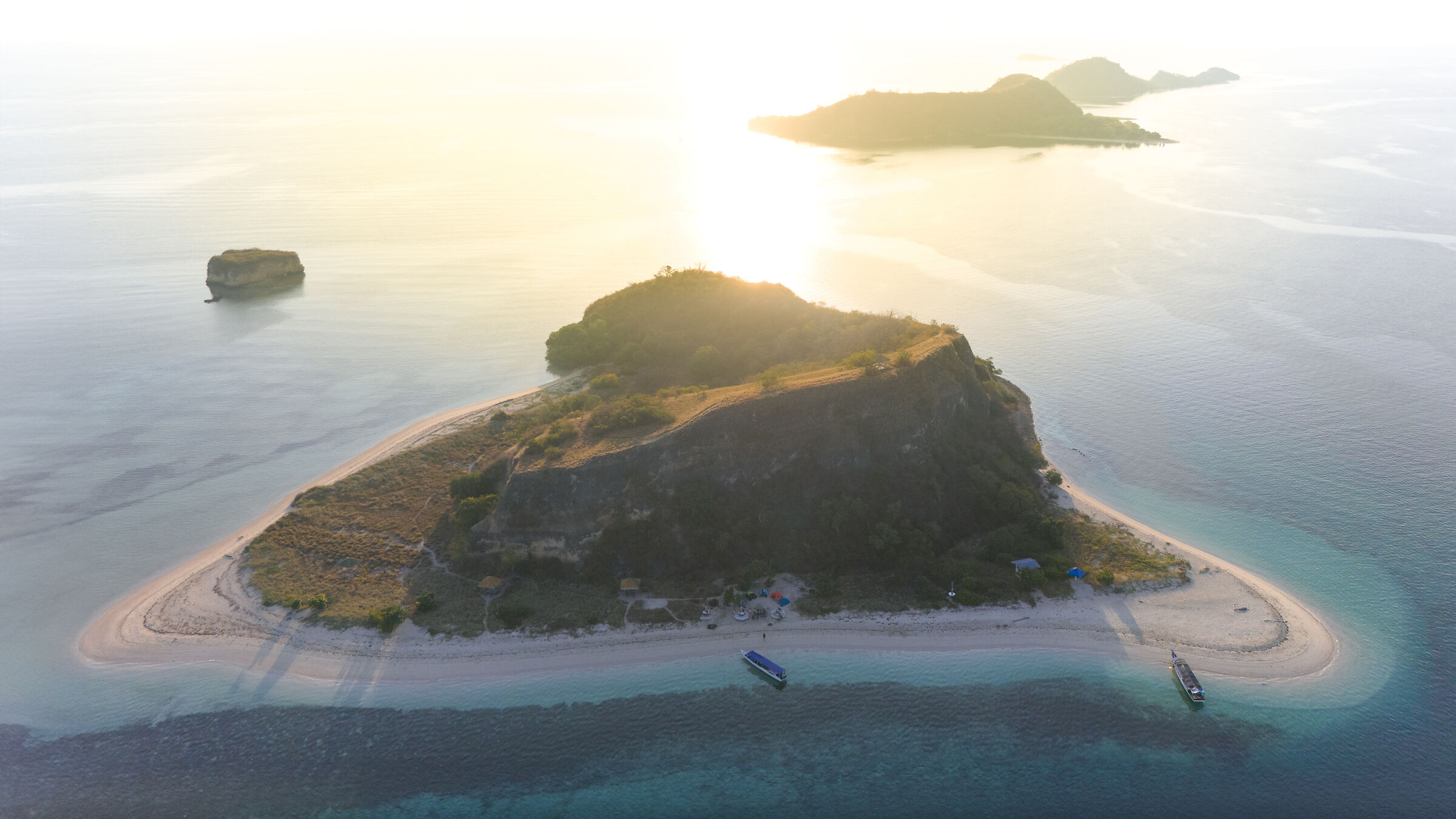 17 island, flores island