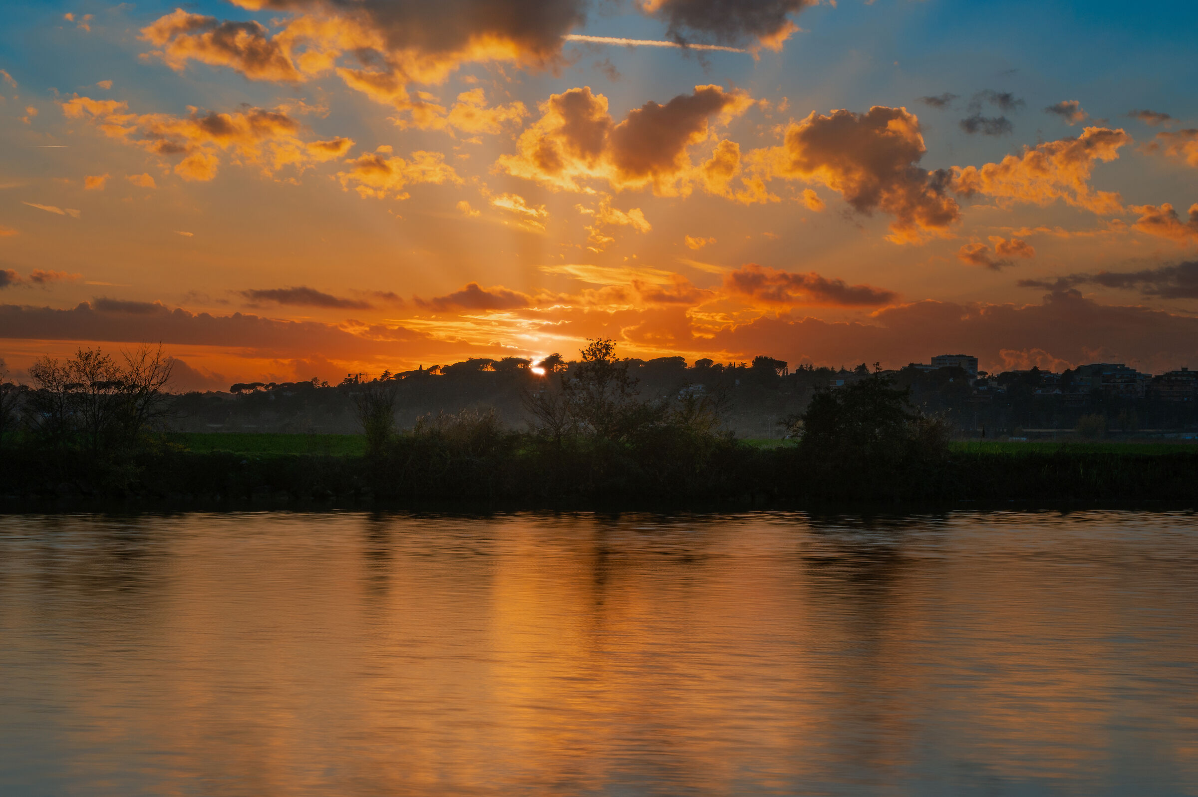 Tramonto sul Tevere