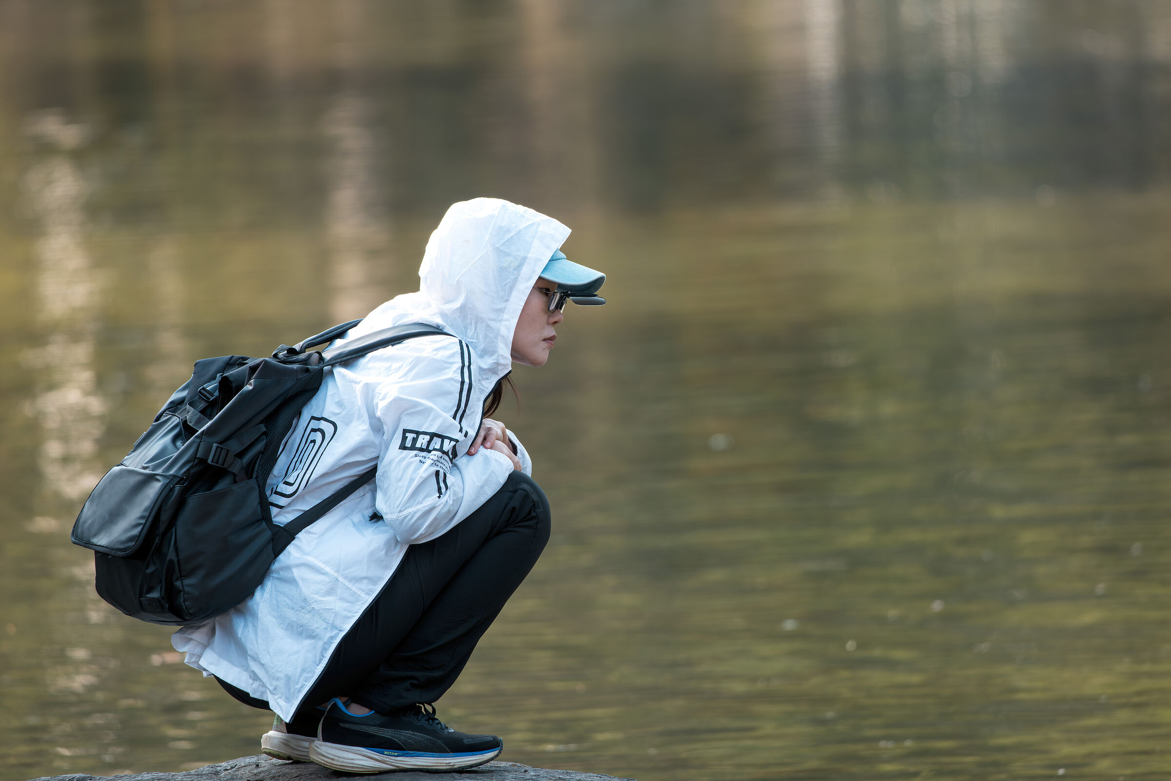 Watching the fish in the lake