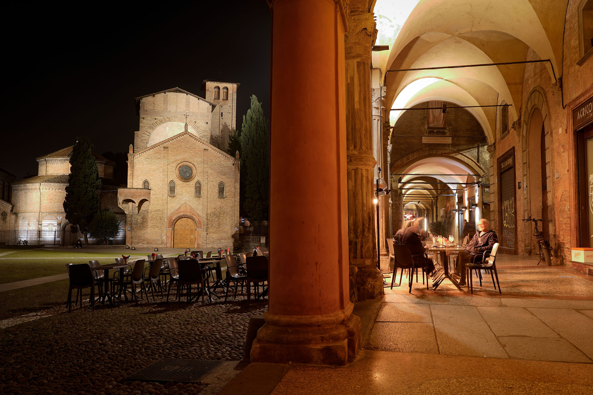 The romantic Piazza Santo Stefano, Bologna