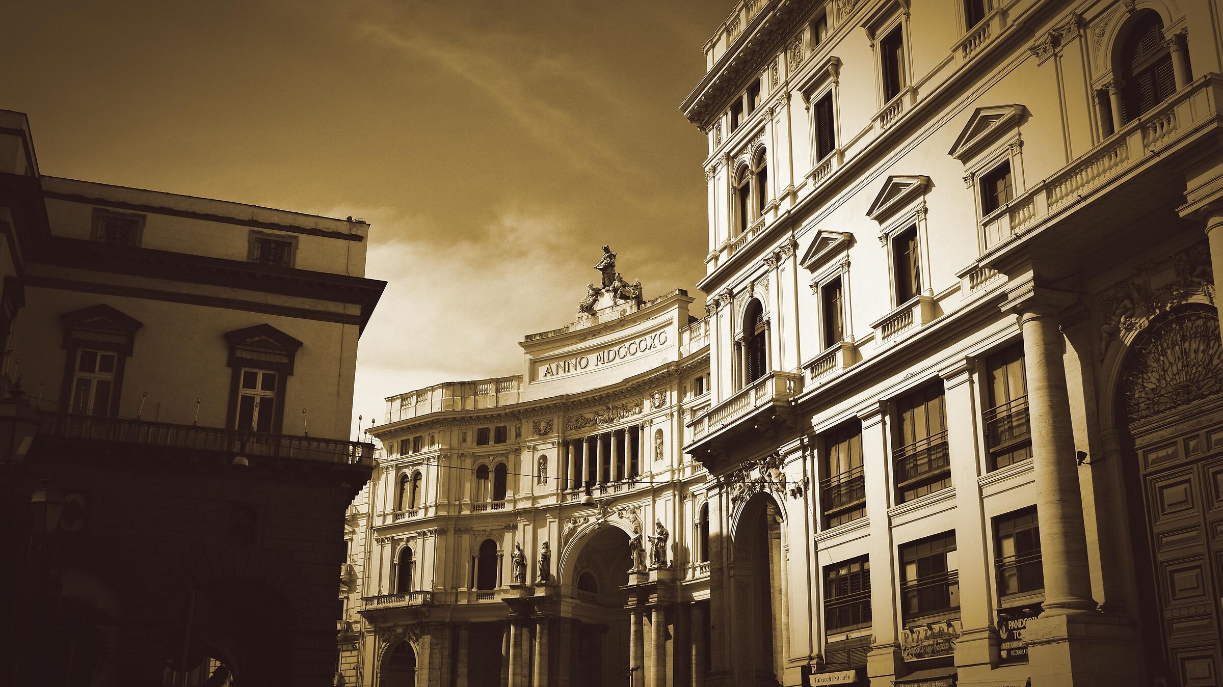 Galleria Umberto I- Naples ??