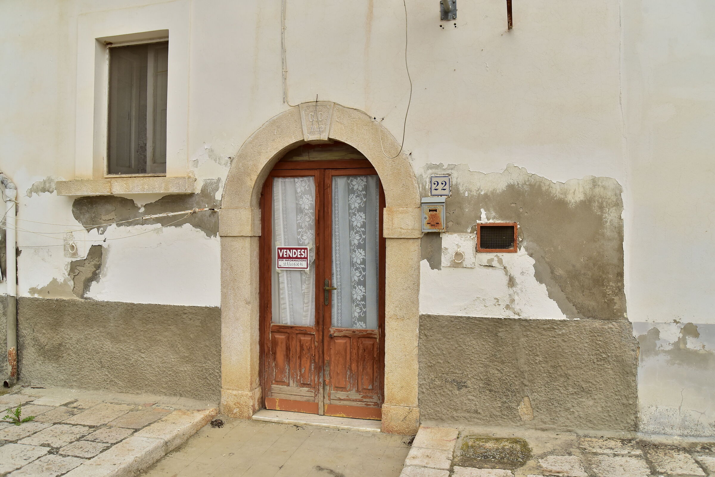 For sale (for abandonment)