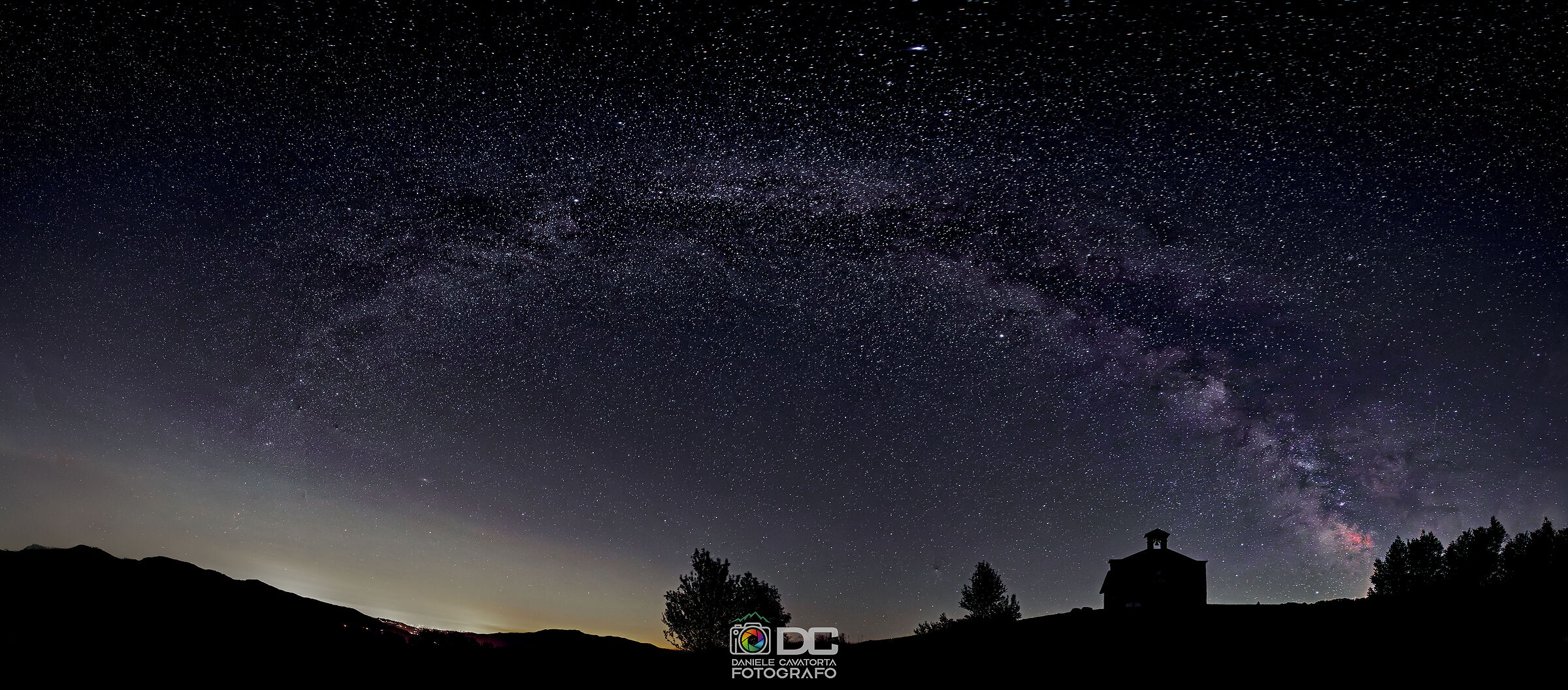 Arch of the Milky Way on the Parma Apennines