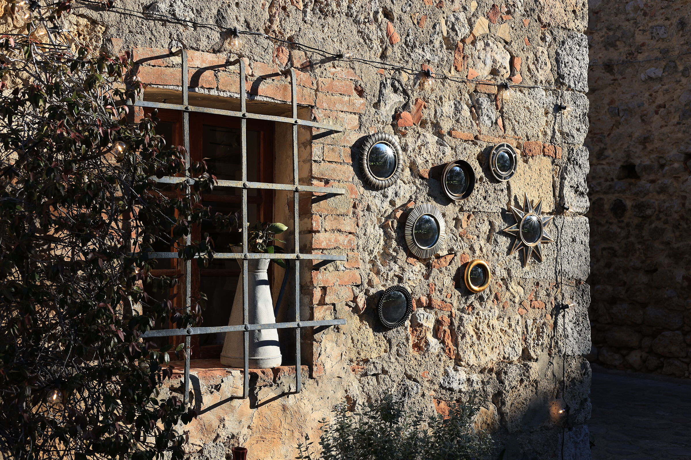 Street a Monteriggioni