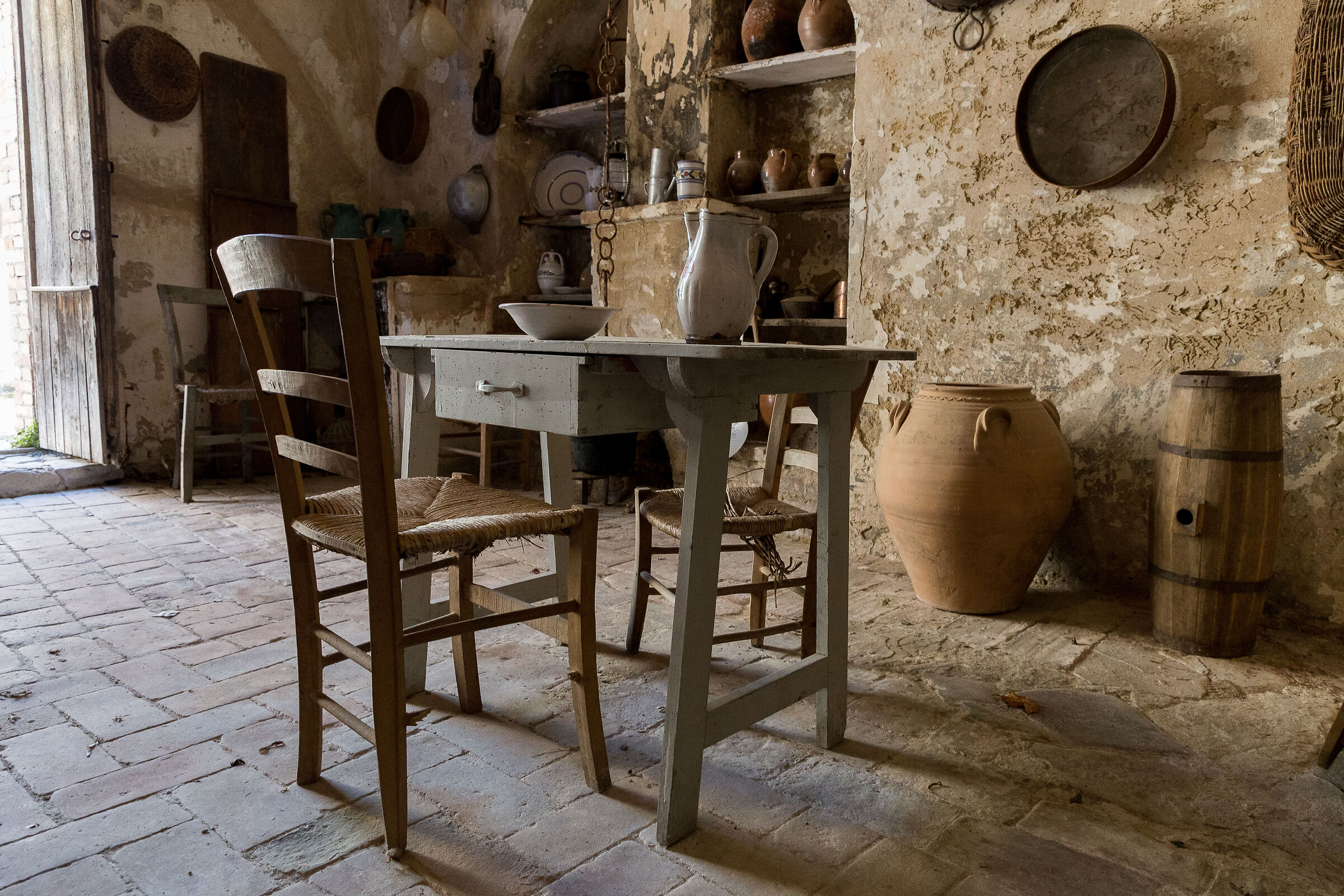 calitri, ambienti storici al quartiere castello