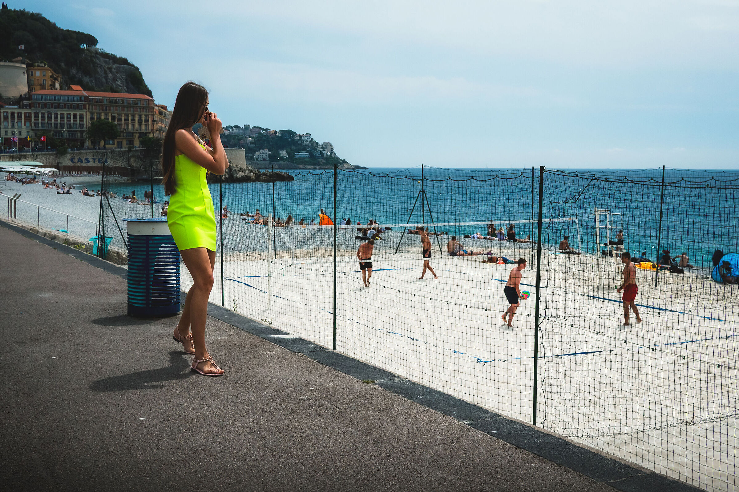 Let's see a bit....!! - Nice Promenade - France