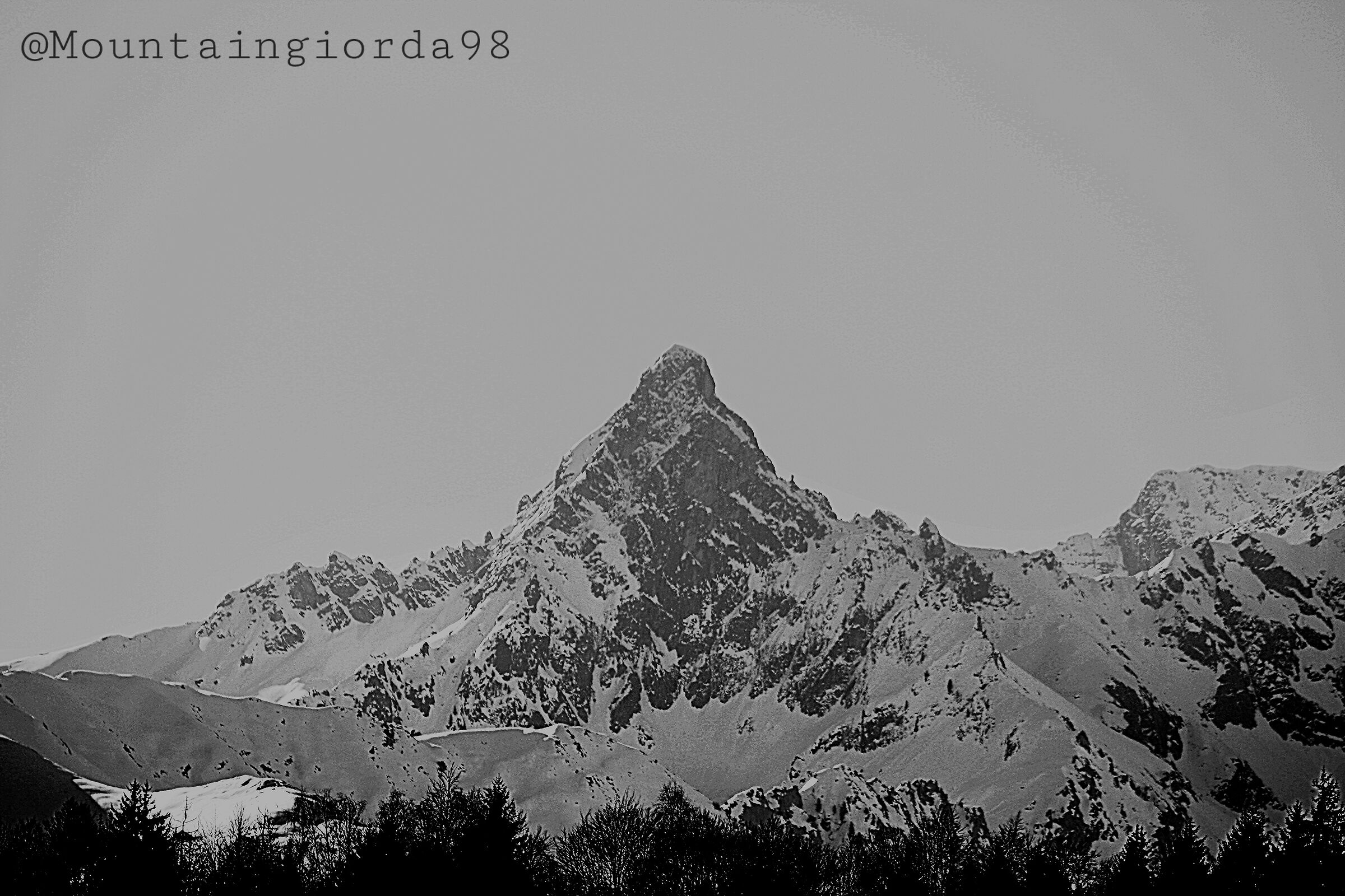Monte Frisson "Piccolo Cervino"