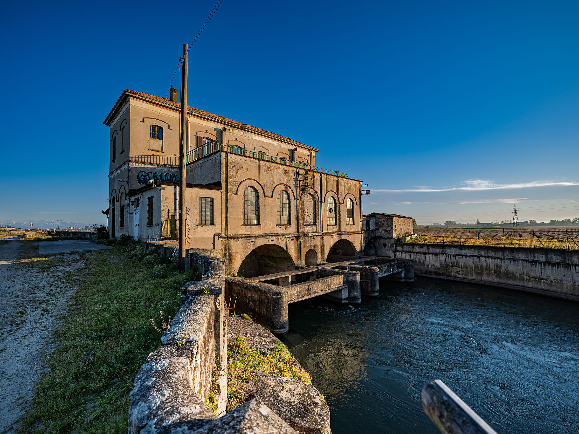 Centrale Idroelettrica - Novara