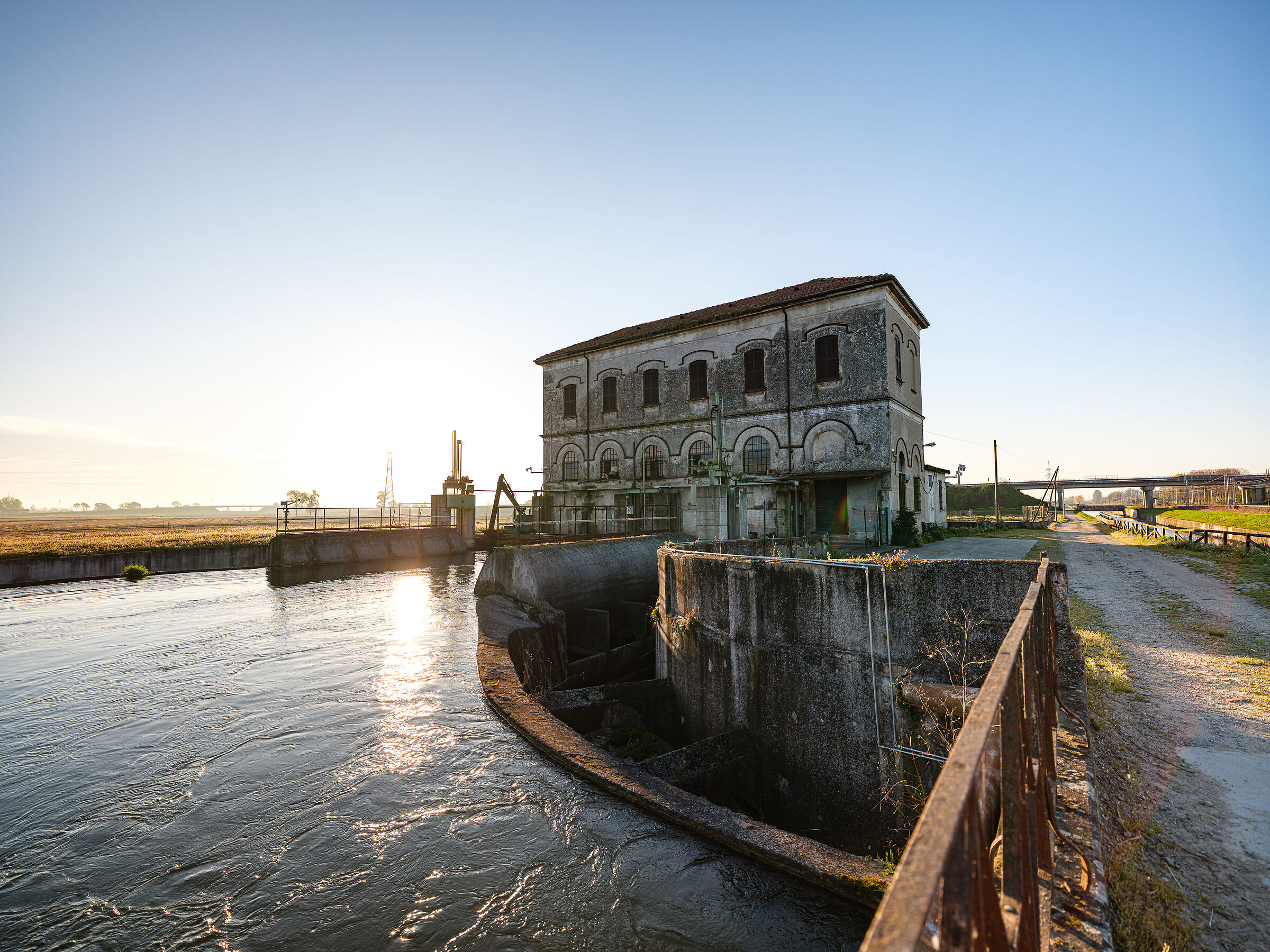 Centrale Idroelettrica - Novara