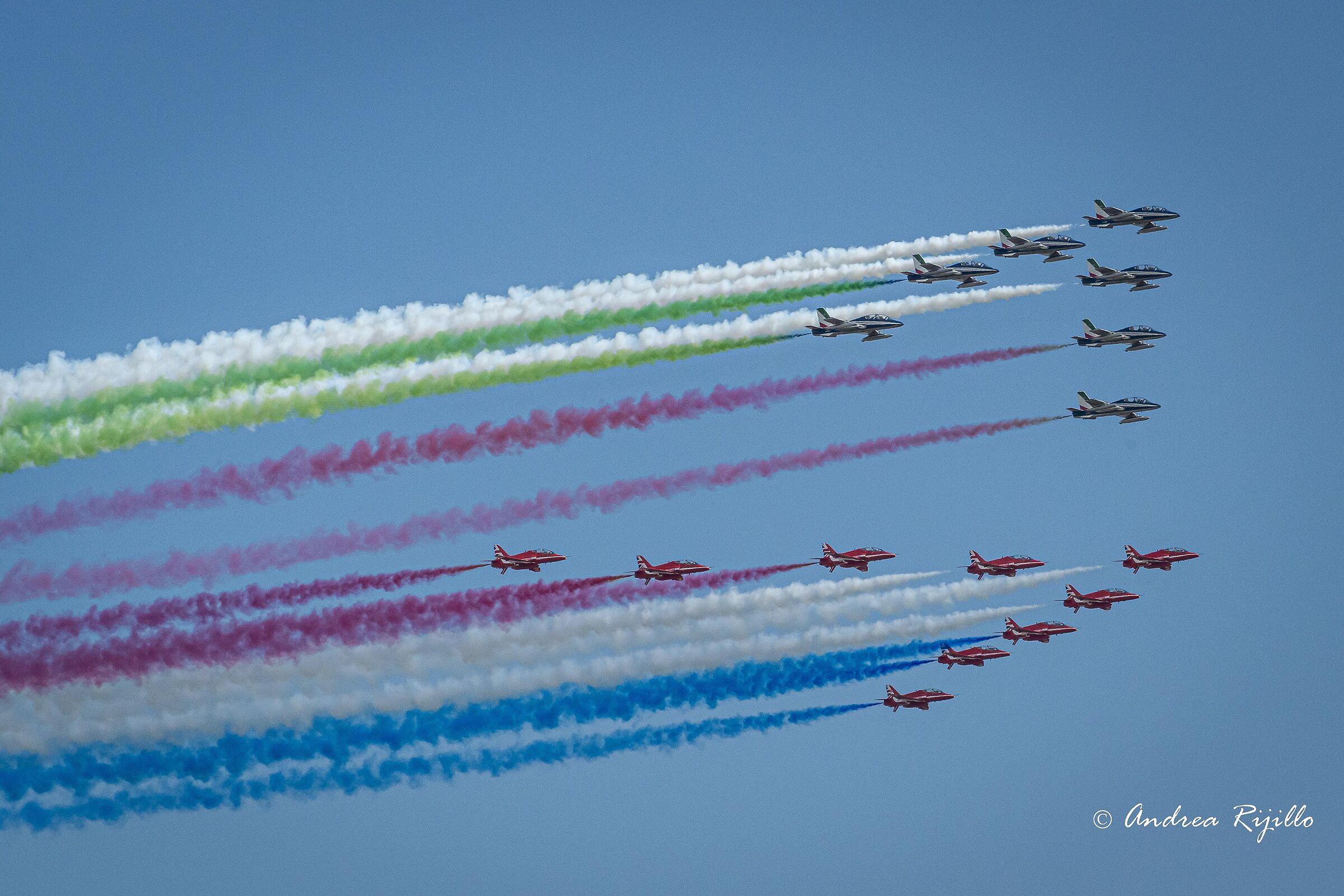Red Arrows and Frecce Tricolori