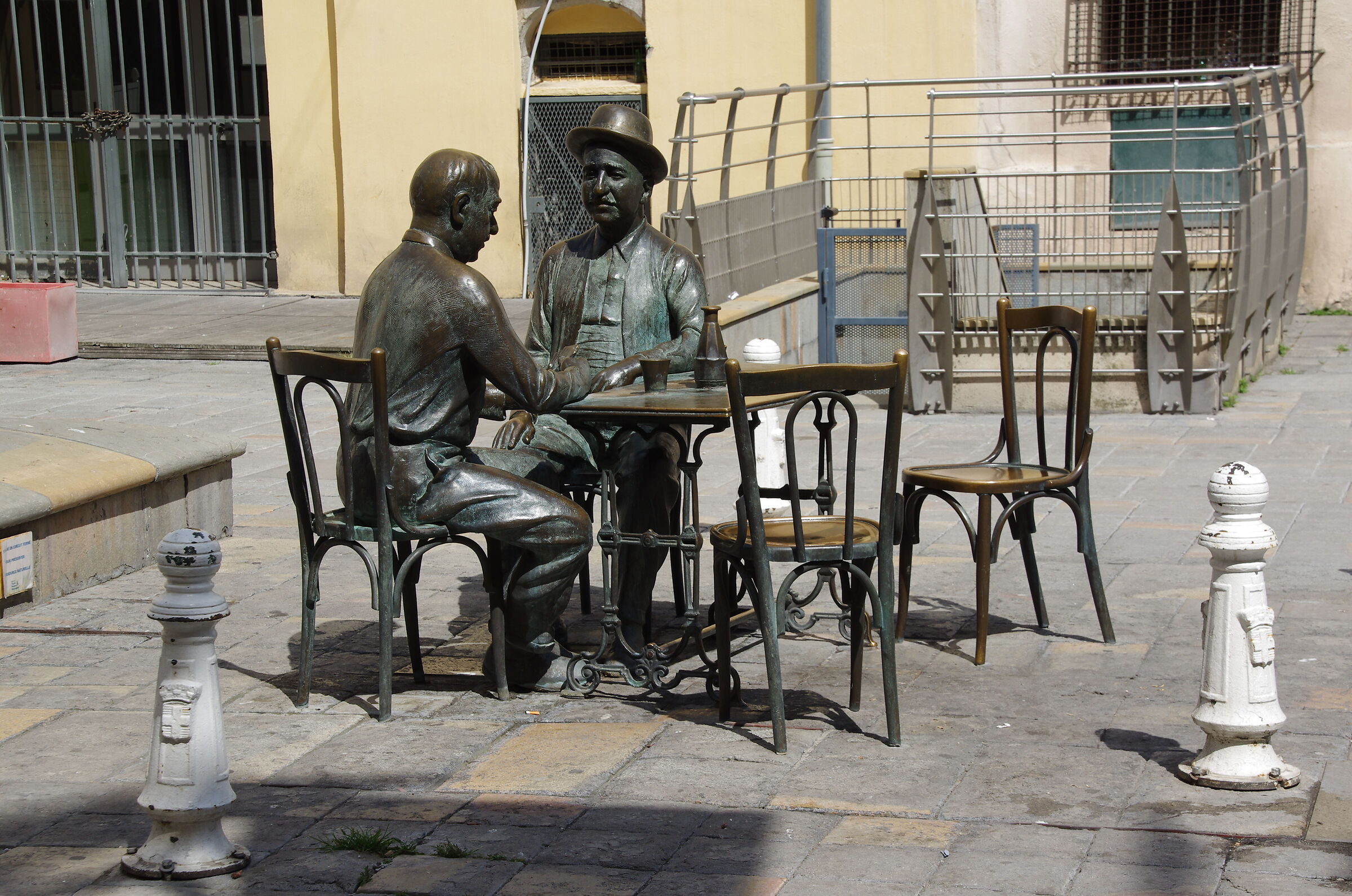 A glass with friends