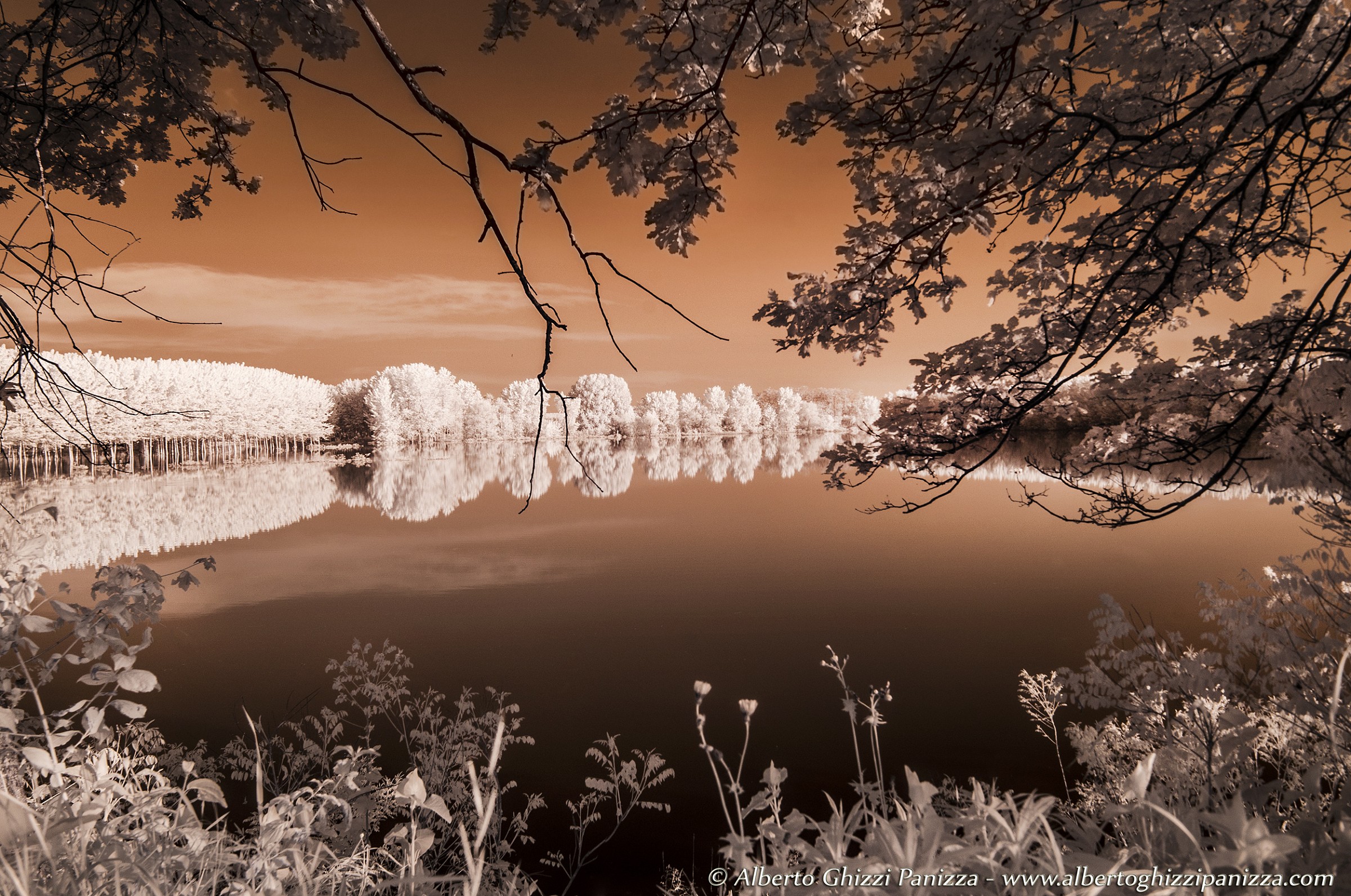 Infrared among the flood plains of the Po