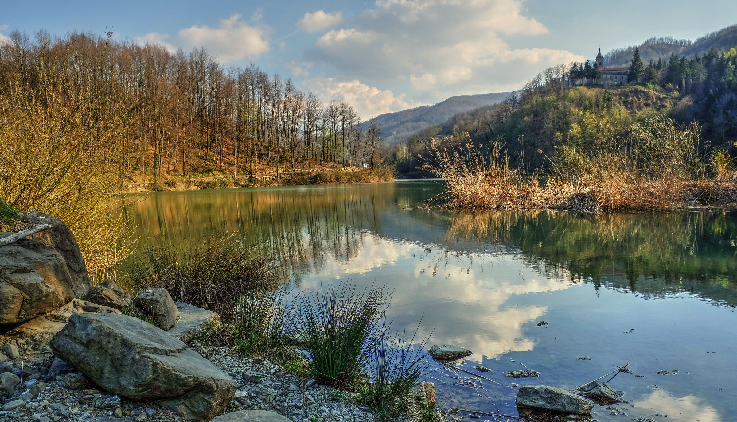 Lago di Castel dell'alpi (bo)