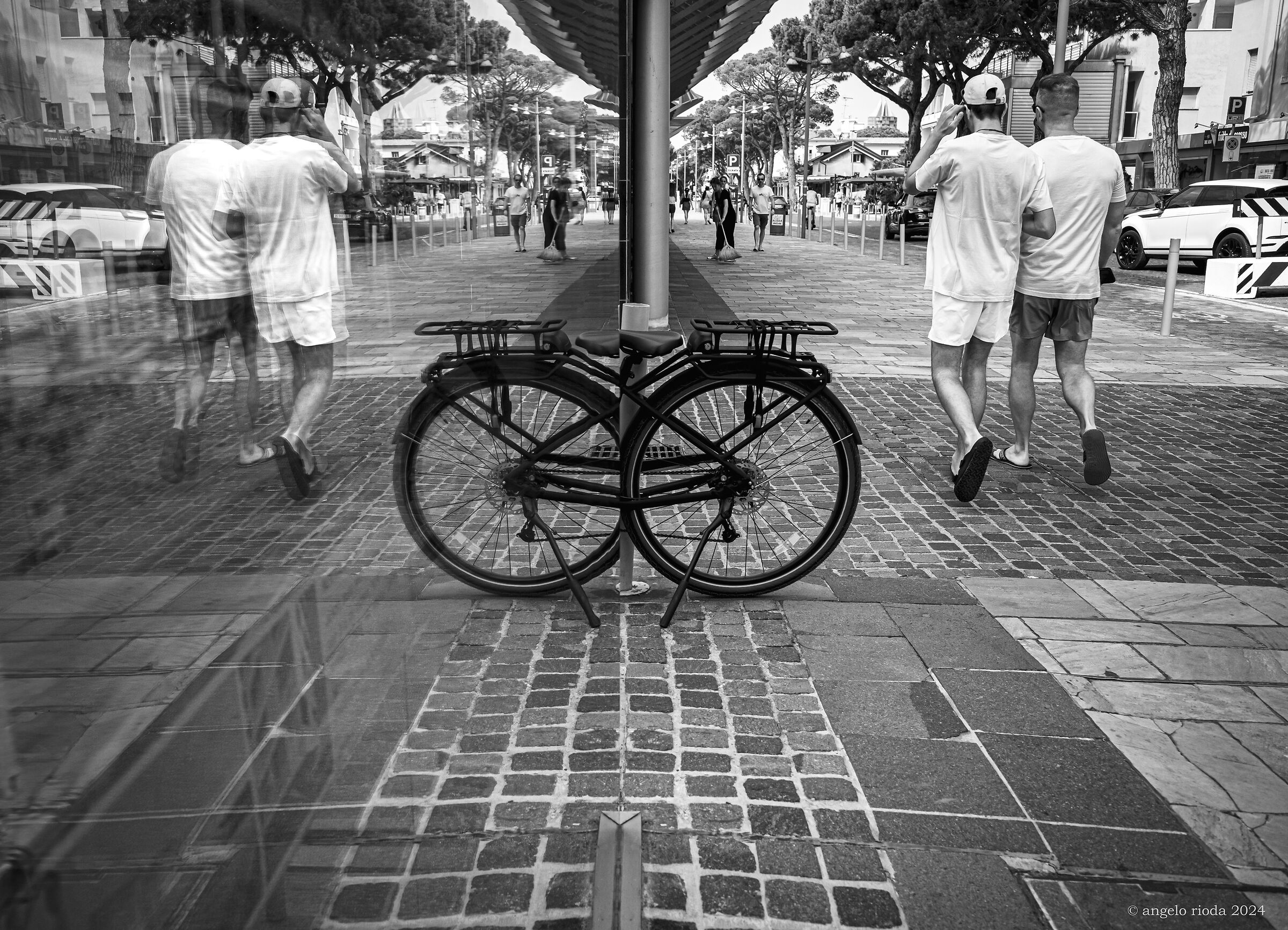 Parallel dimensions