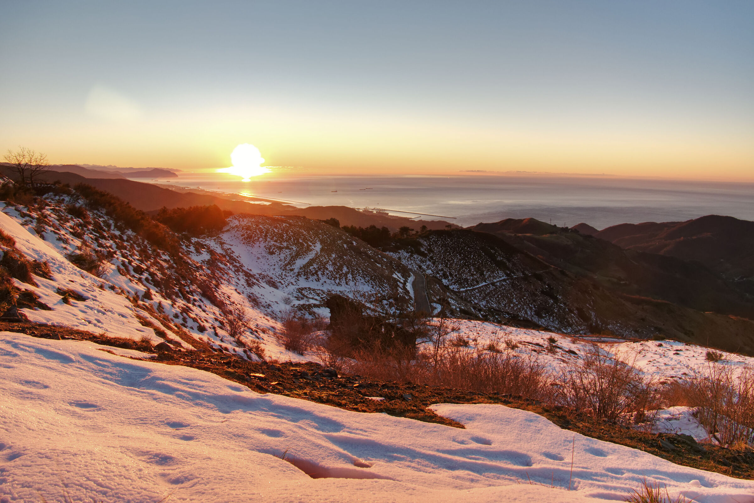 Liguria... Sun, sea, snow