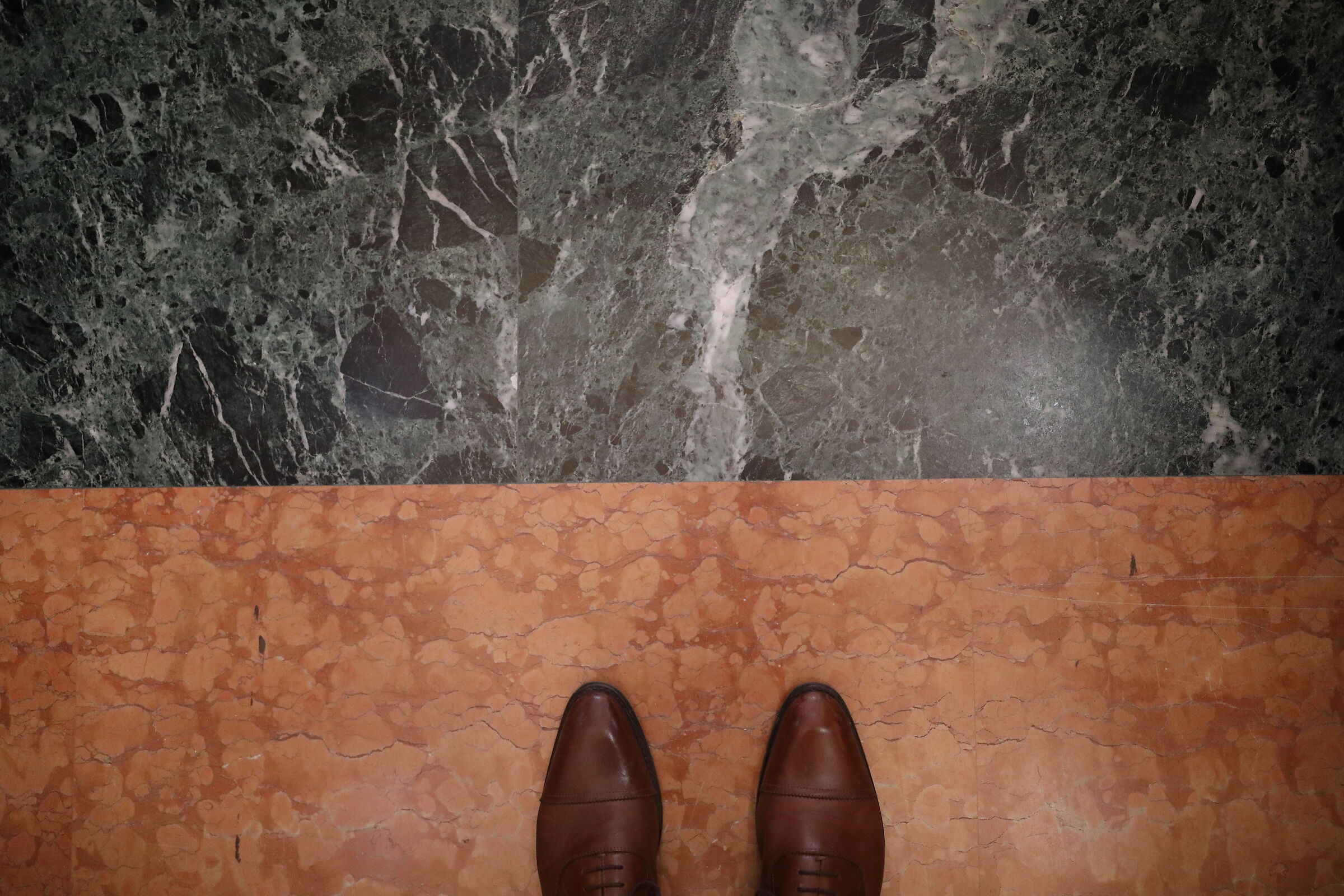 @F. 1.4 " ISO 6 Mila 400 "Canon 5 D IV- Sigma 28, ...