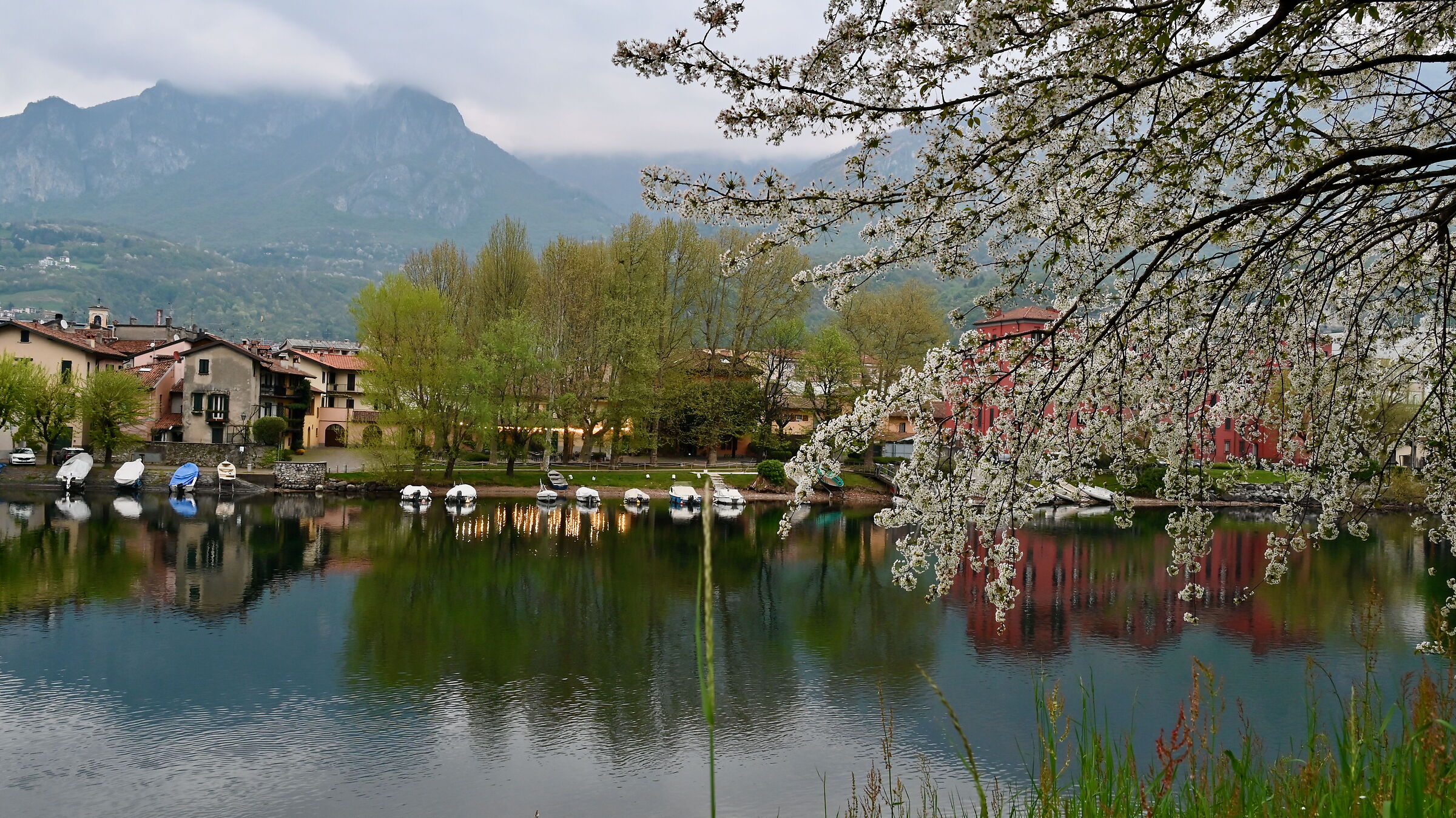 Pescarenico, spring air