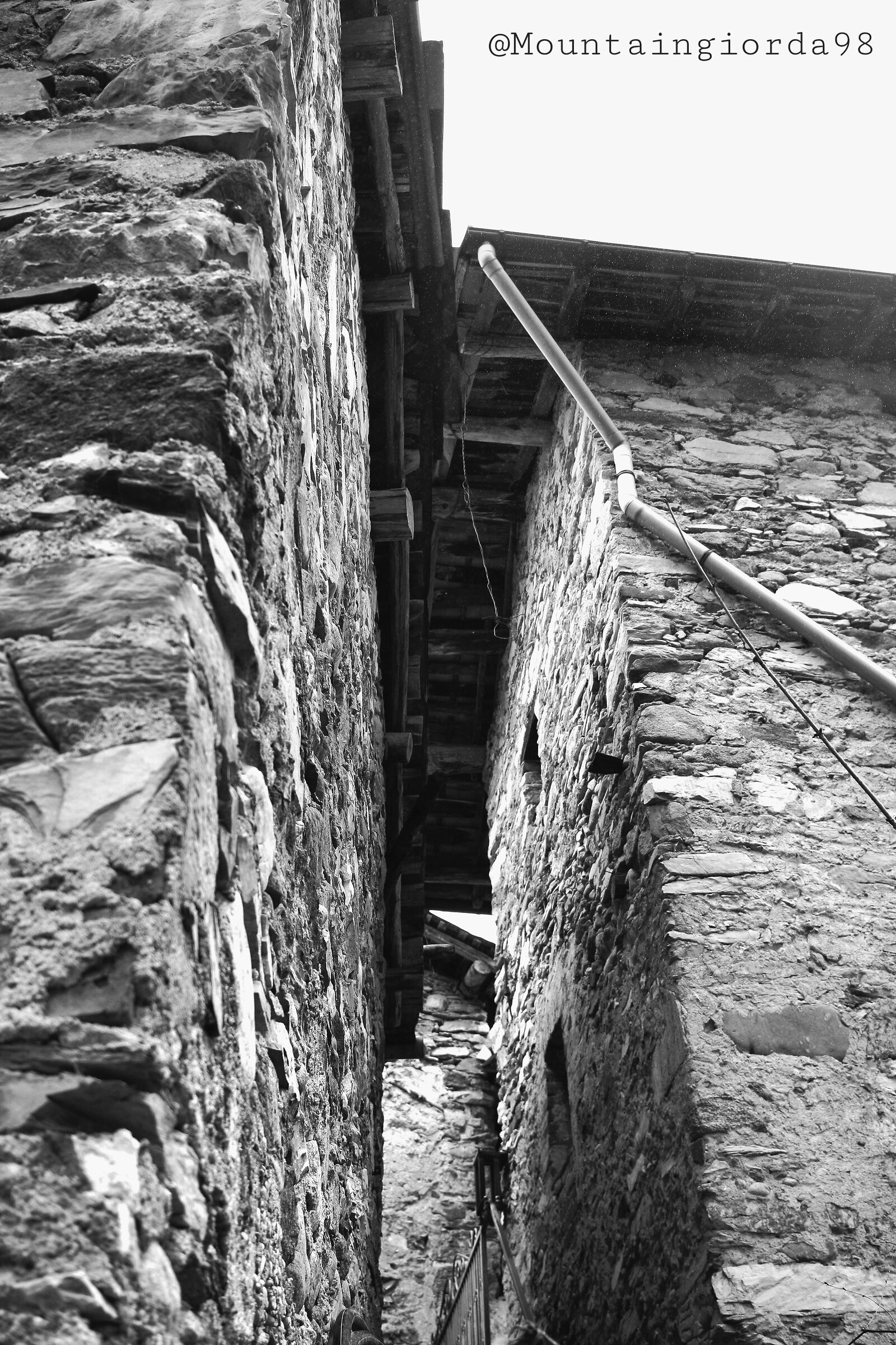 Roaschia -Borgata Grotte del Bandito