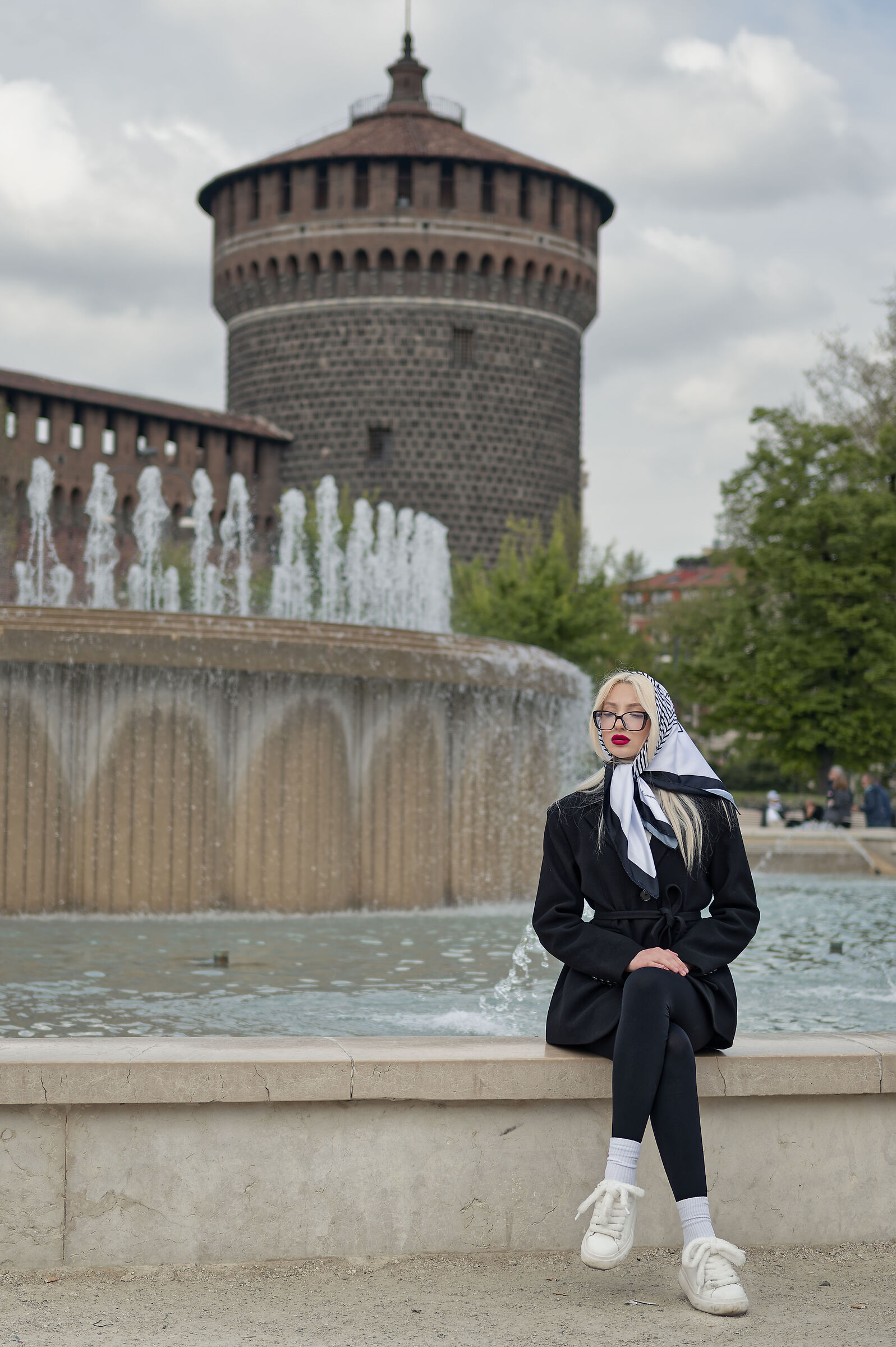People by chance - Piazza Castello Milan