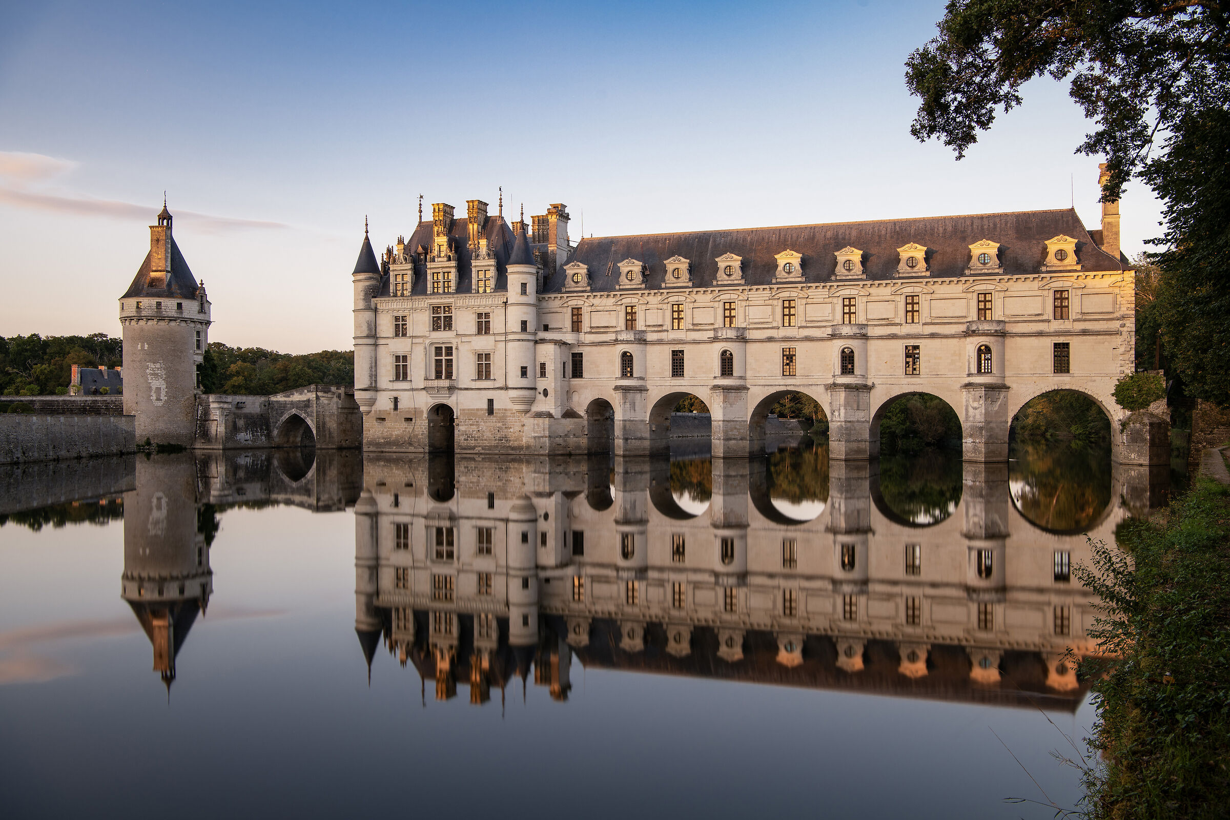 The last sun of the day in Chenonceau
