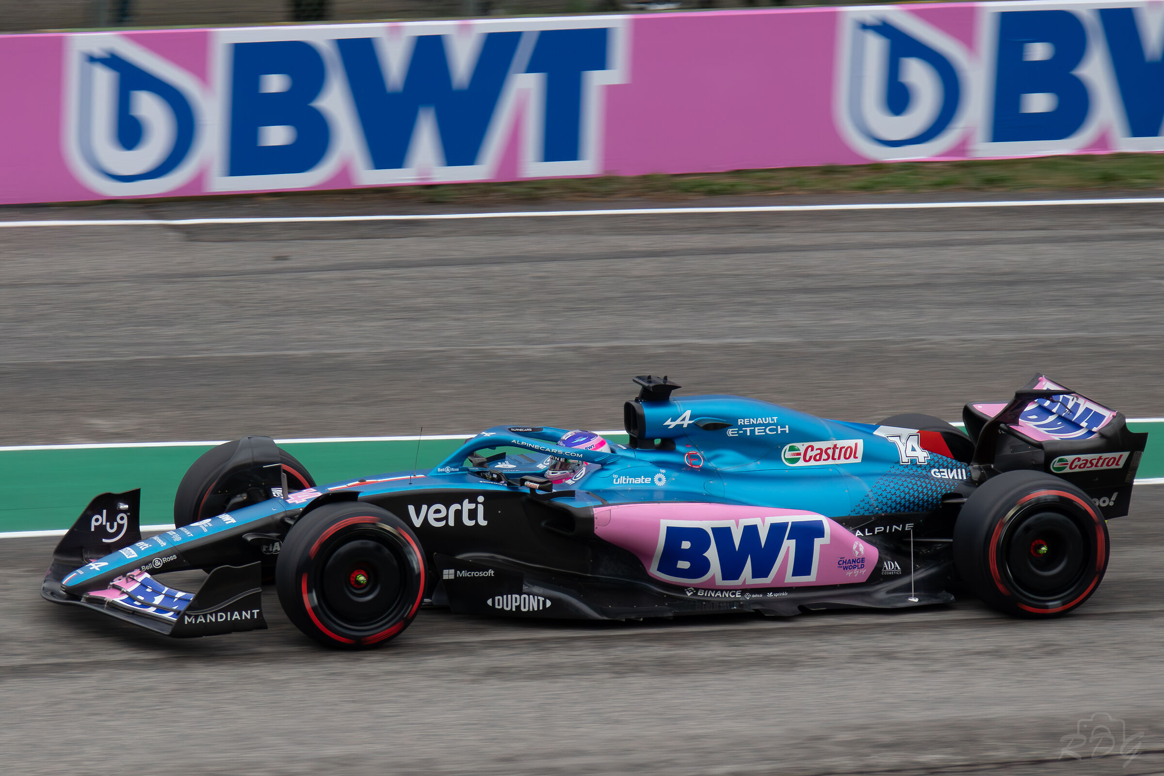 Fernando Alonso - Alpine A522 (2)