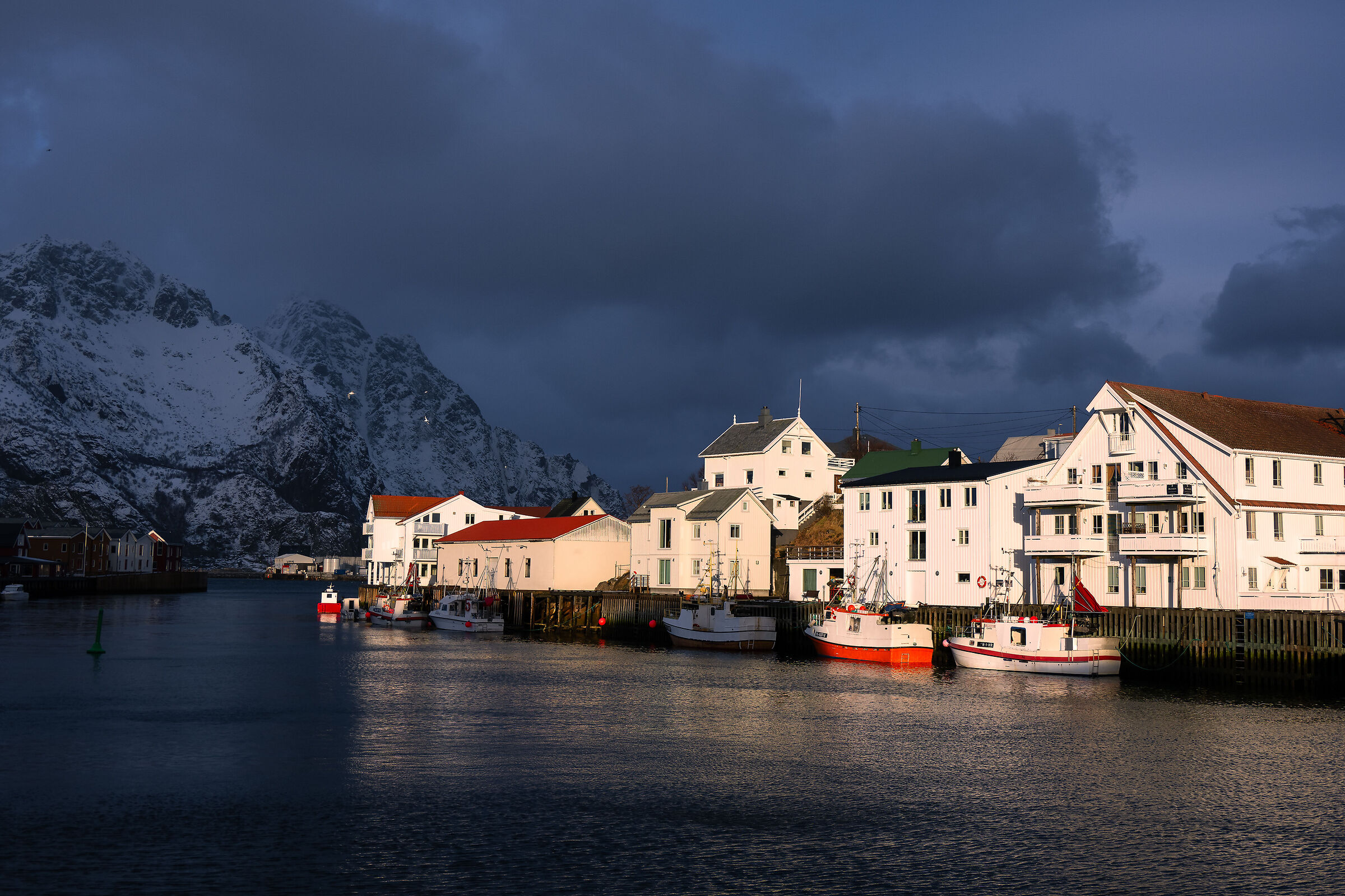 Spot on Henningsvaer