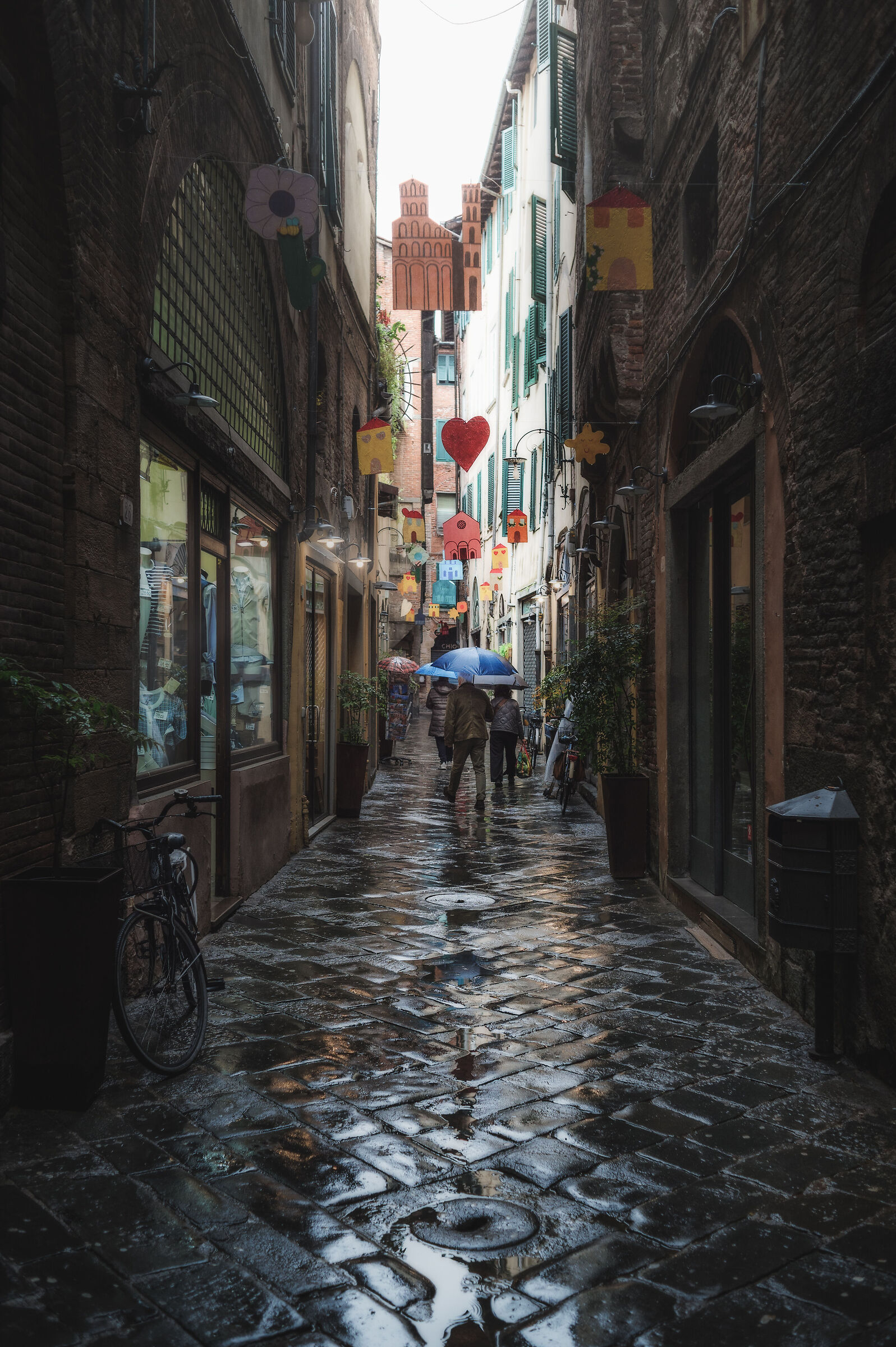 Un Giorno Grigio - Lucca