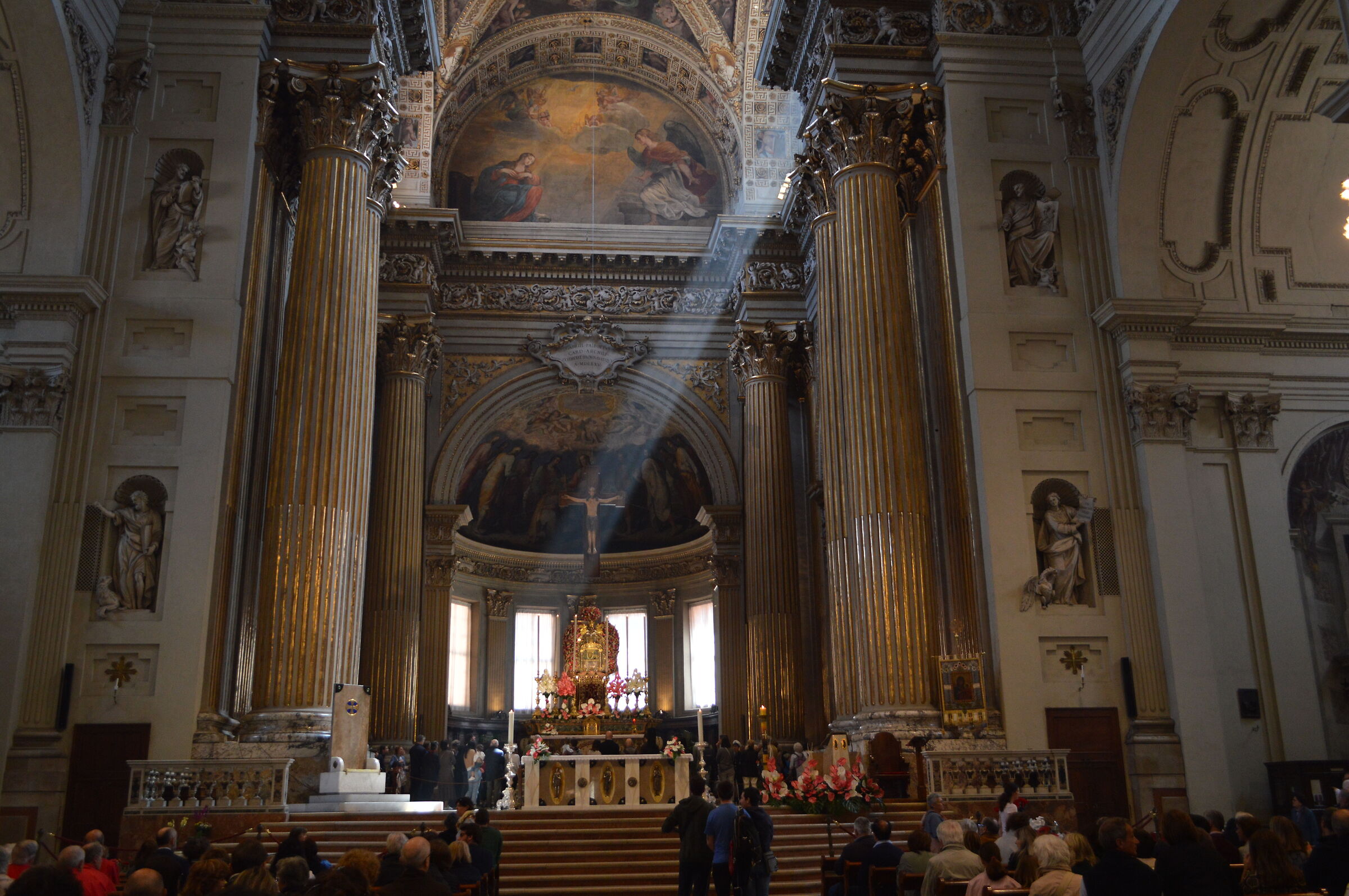 THE light that illuminates the world. serene Easter