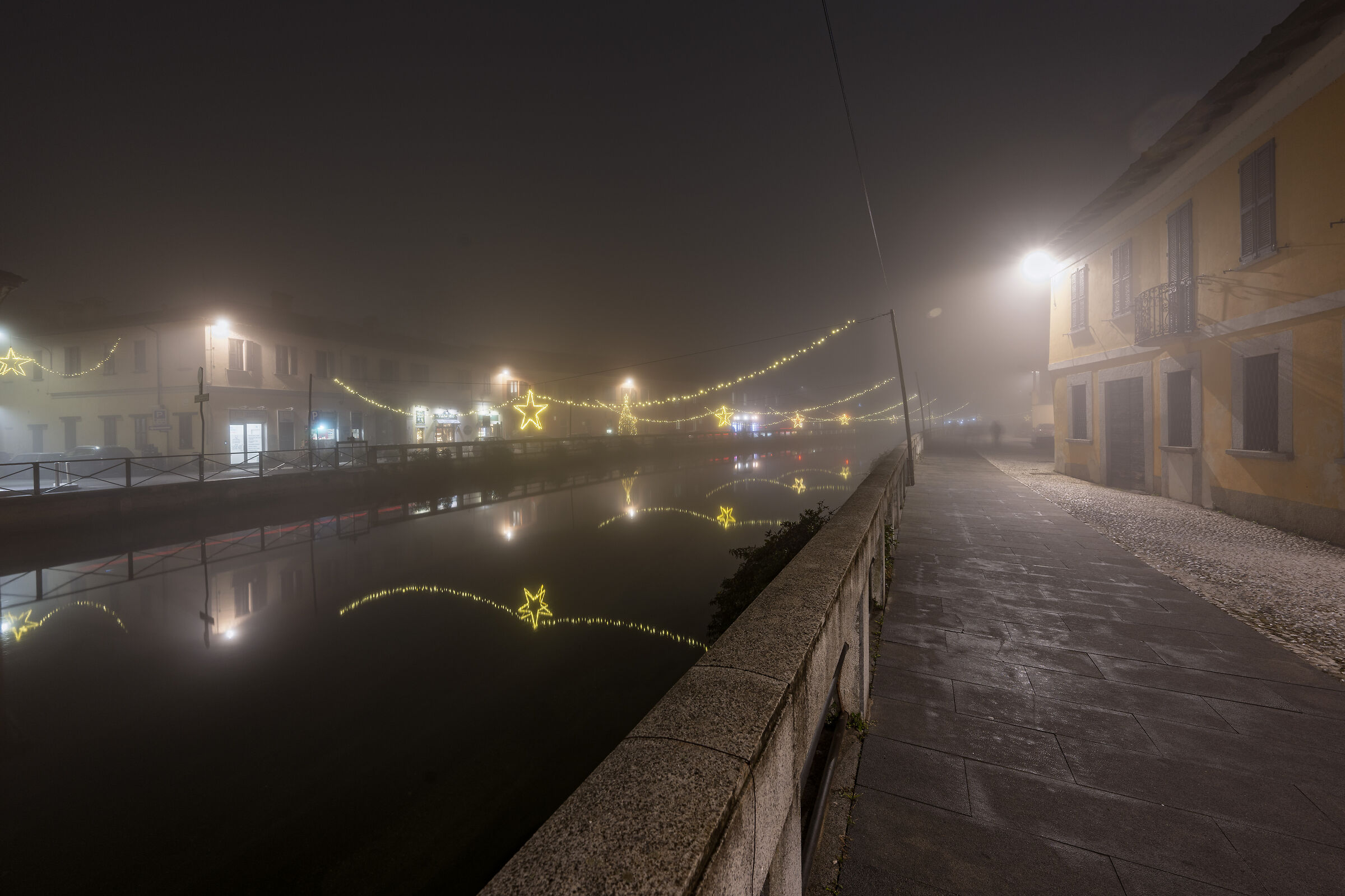 The Naviglio Grande in Gaggiano at night