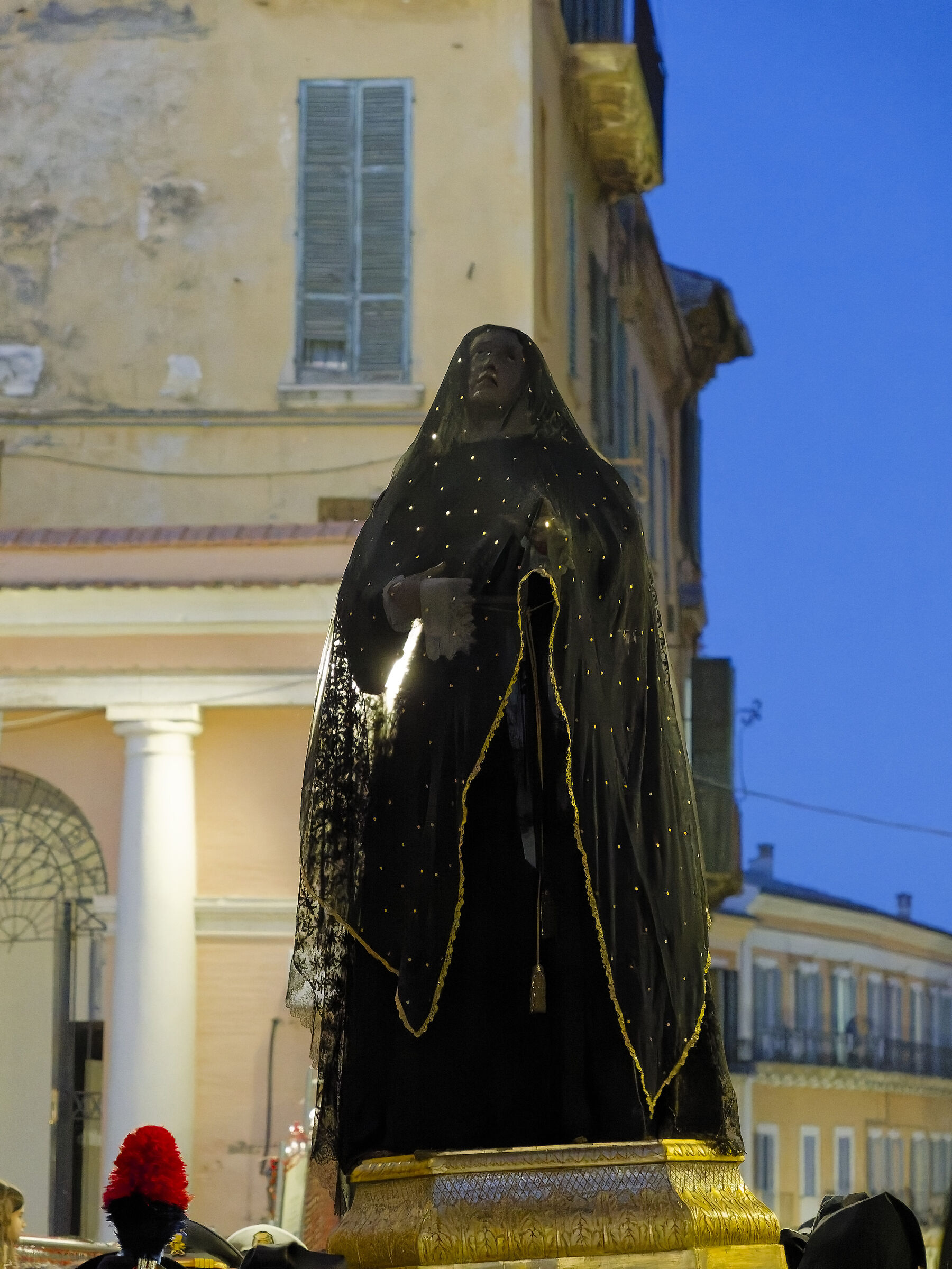 Processione venerdì santo Chieti - La Madonna a lutto