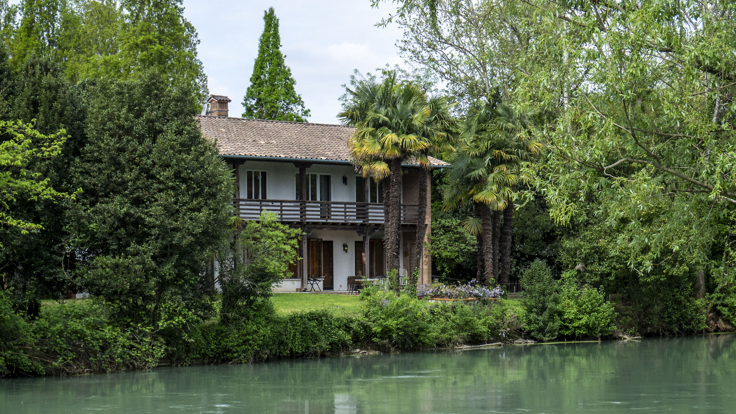 Beautiful house on the Sile