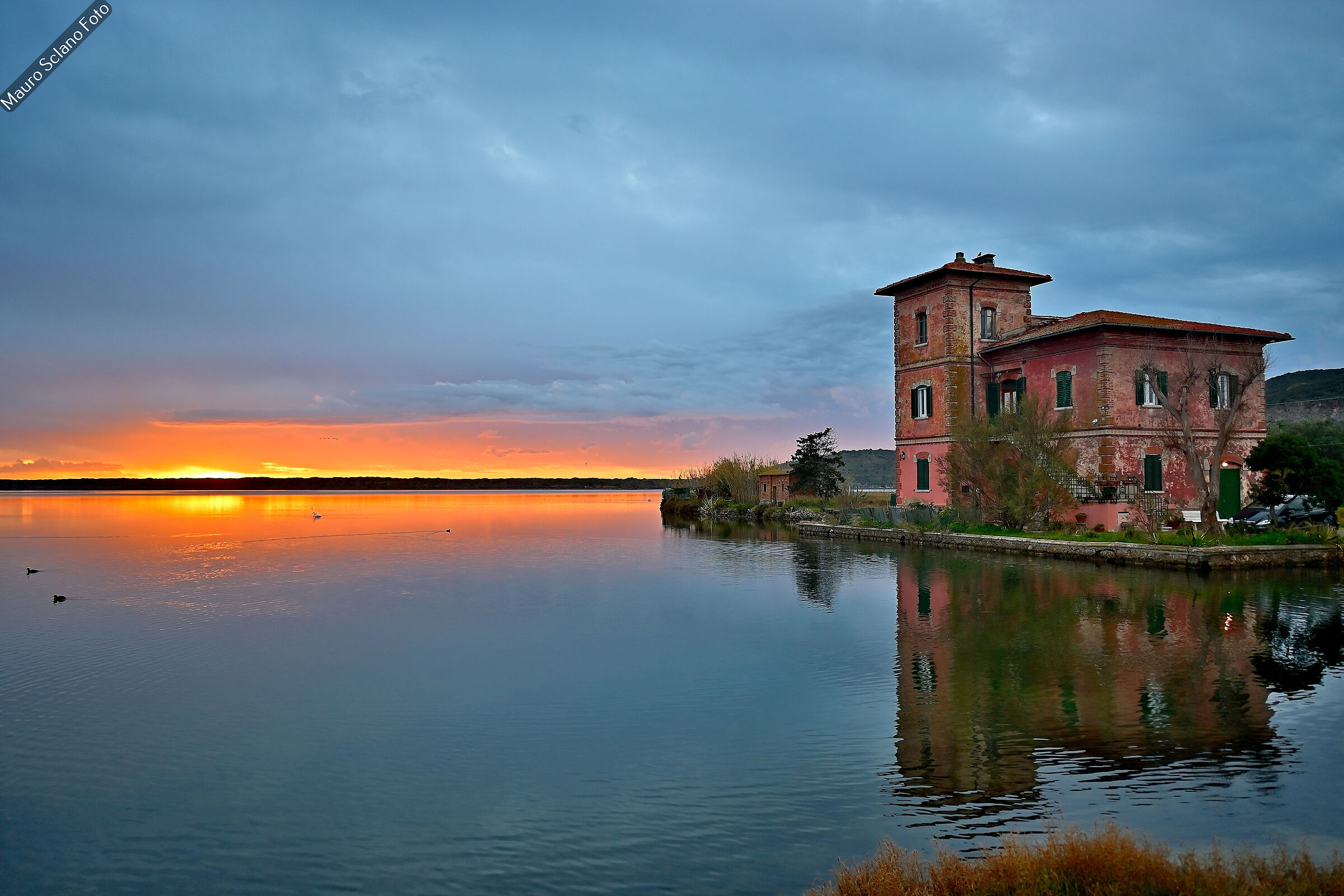 Sunrise in the lagoon