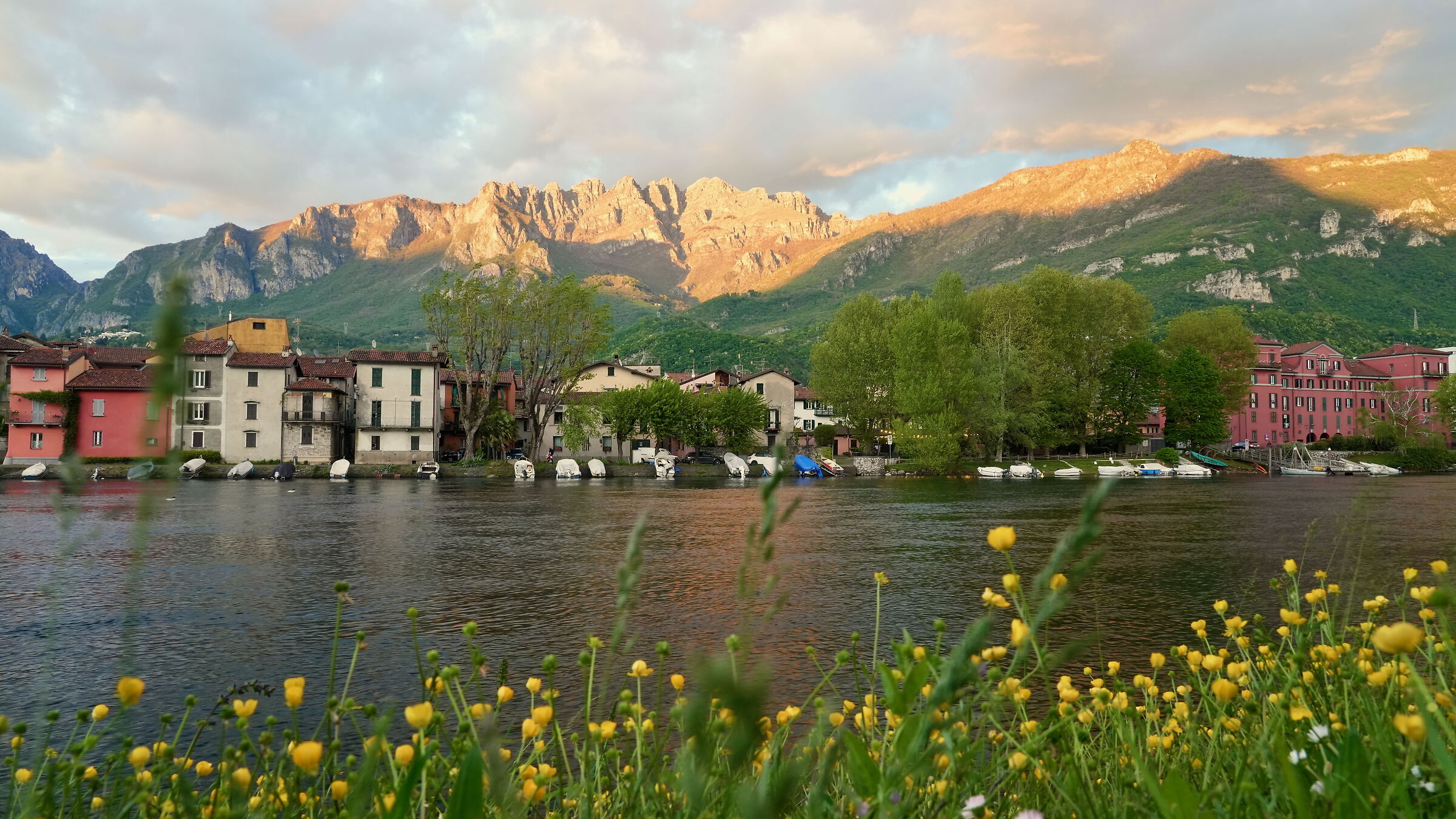 Pescarenico in spring 6