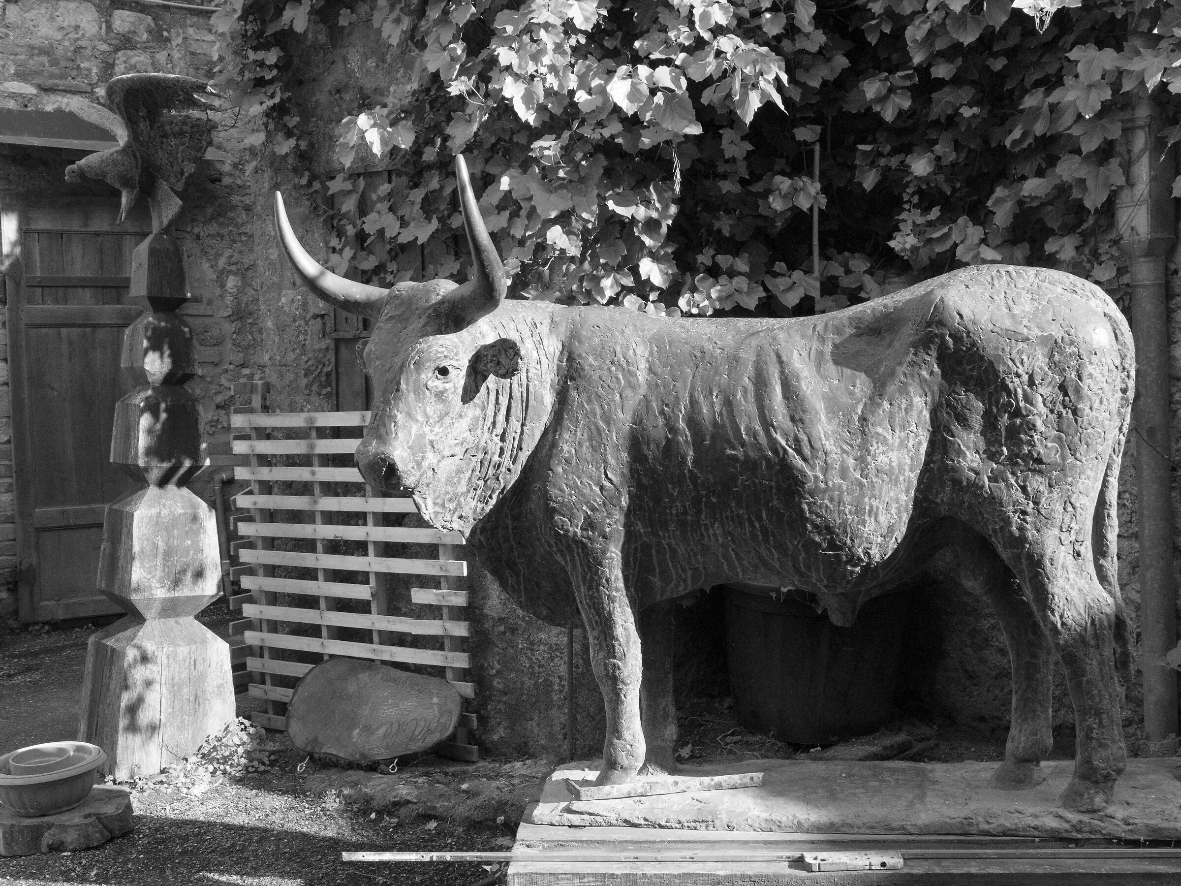 Sculture in bronzo di Hans. Montagnola senese