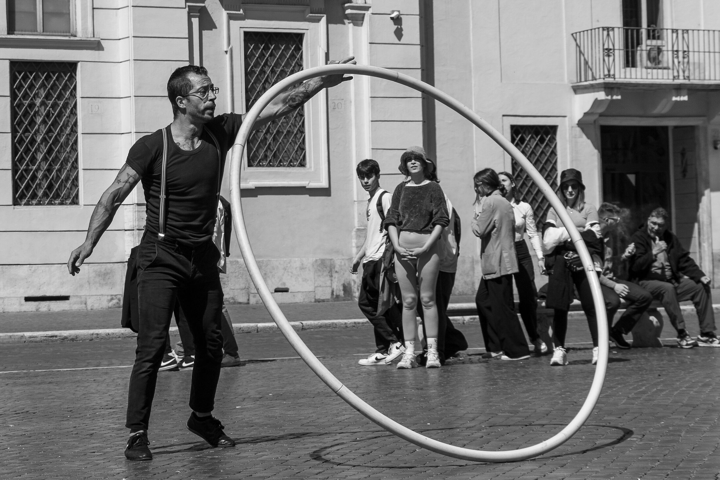 Artist and tourist...:) :) :) (4 photos)