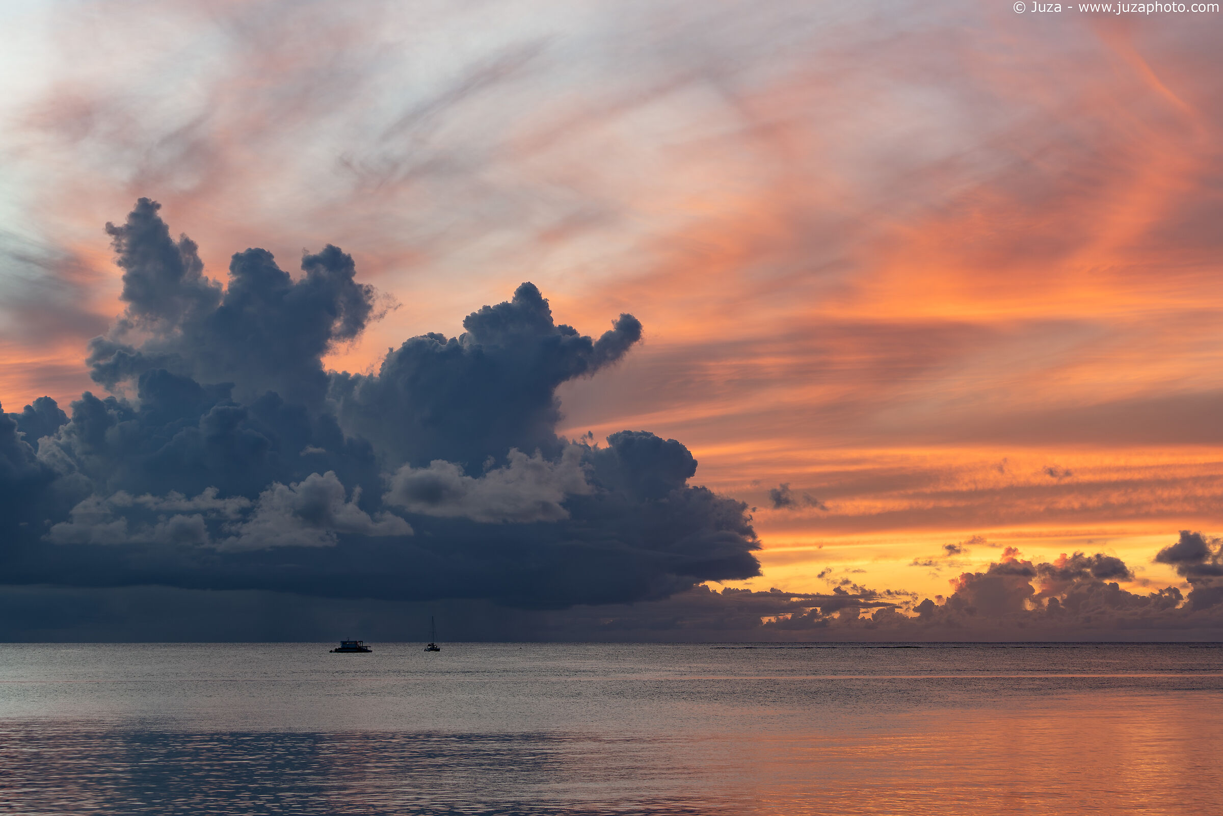 Sunset from Mon Choisy